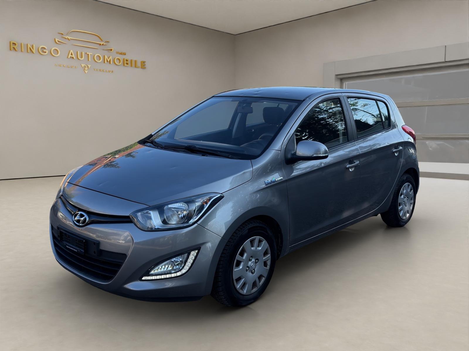 HYUNDAI i20 1.4 Style-image-4