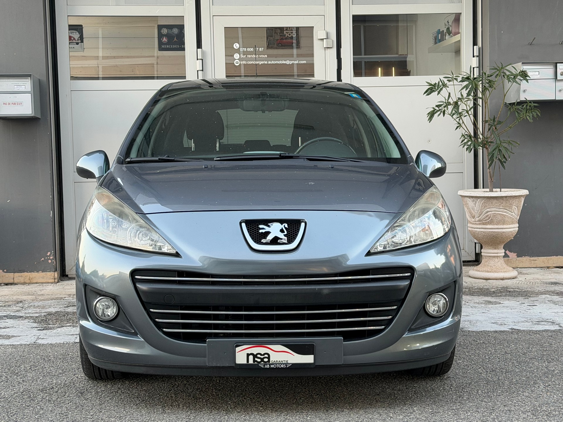 PEUGEOT 207 1.6 16V Sport Automatic-image-4