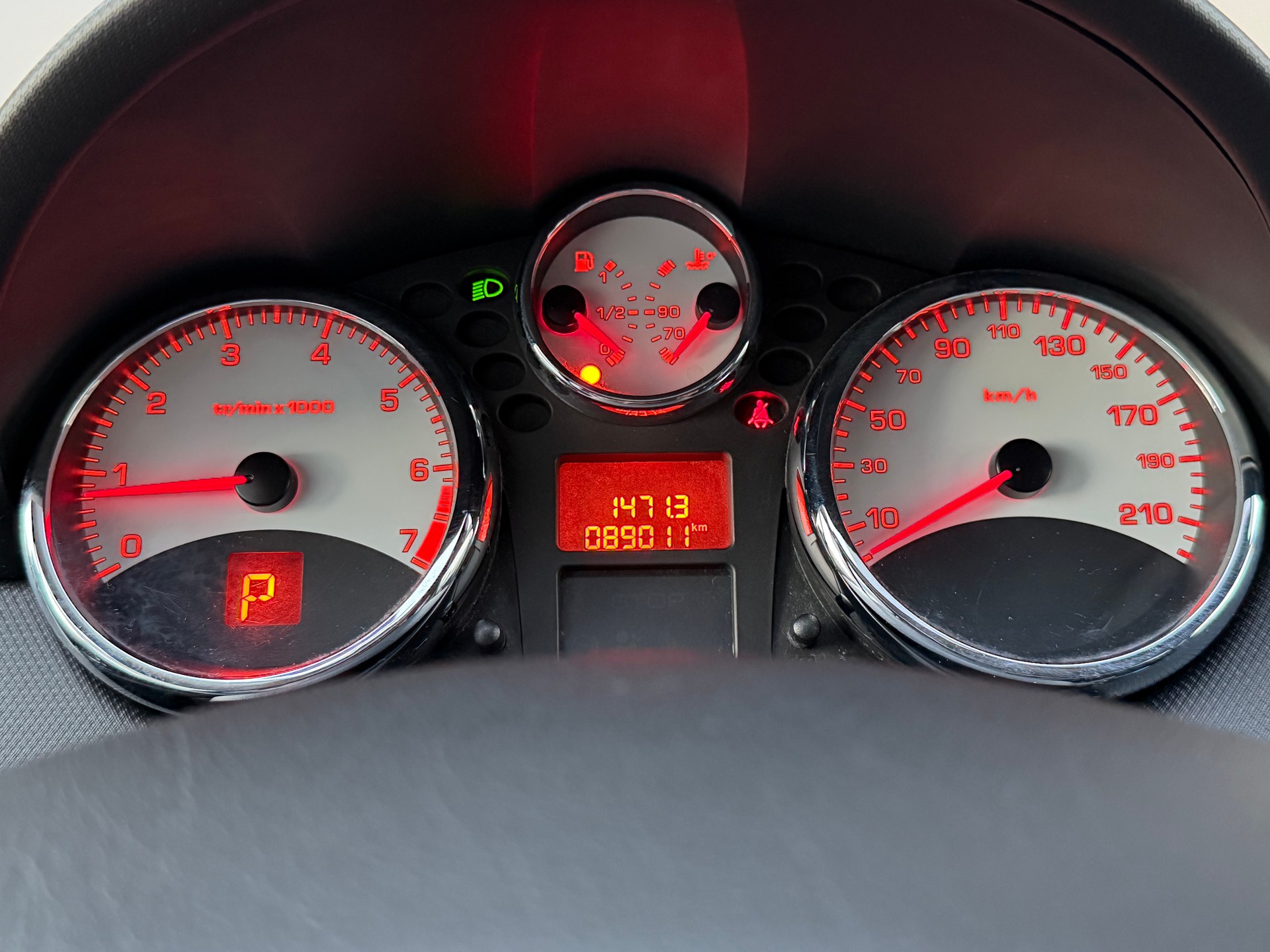 PEUGEOT 207 1.6 16V Sport Automatic-image-16