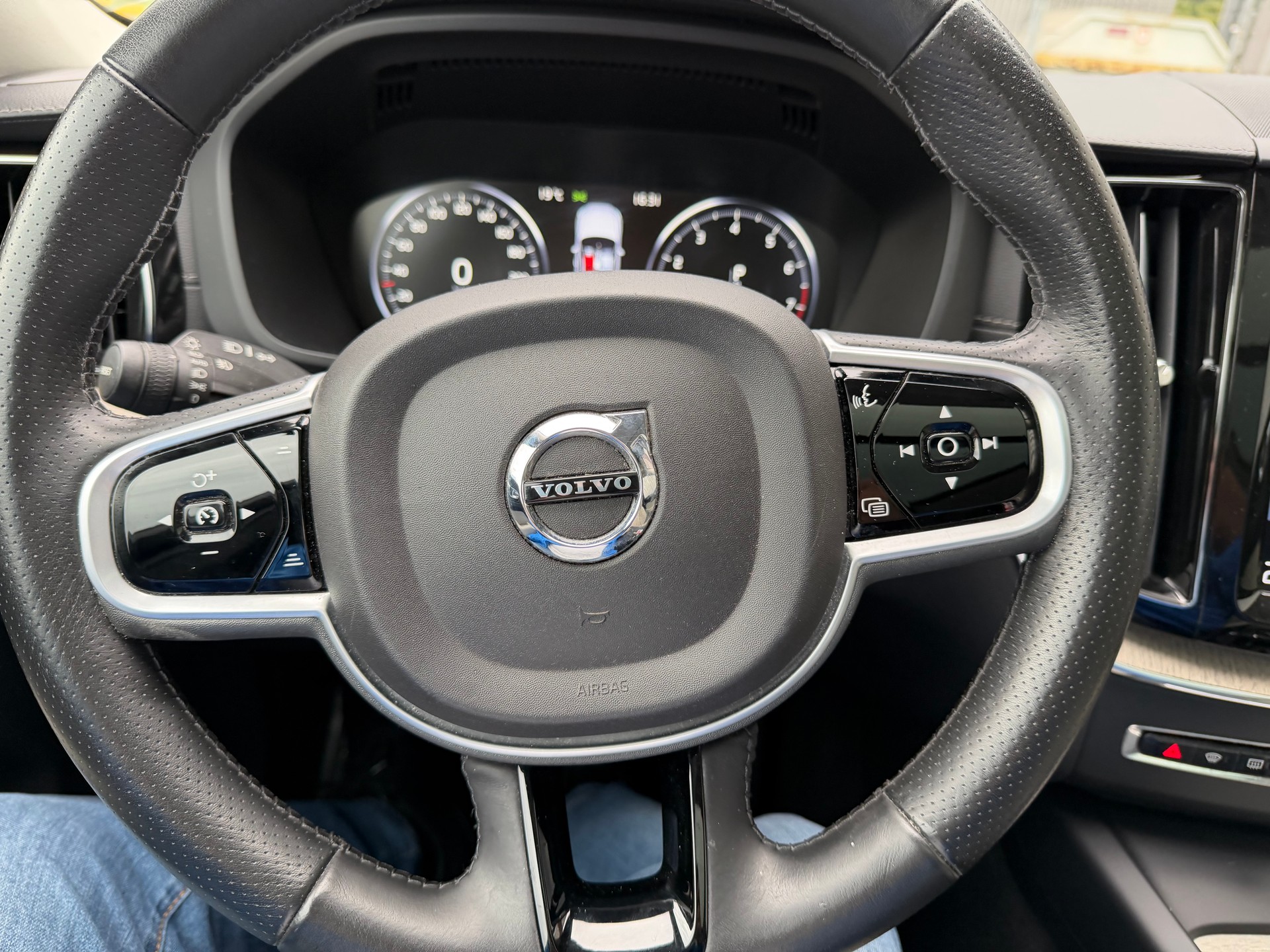 VOLVO XC60 T5 AWD Inscription Geartronic-image-15