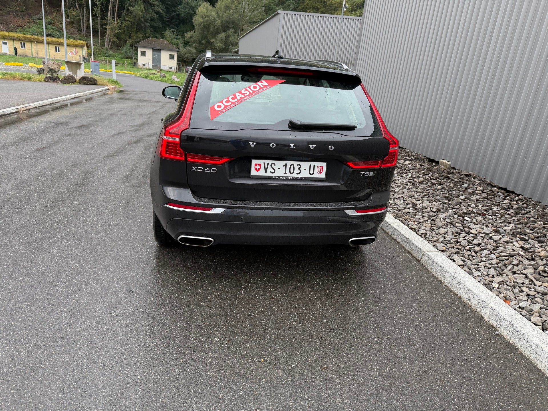 VOLVO XC60 T5 AWD Inscription Geartronic-image-3