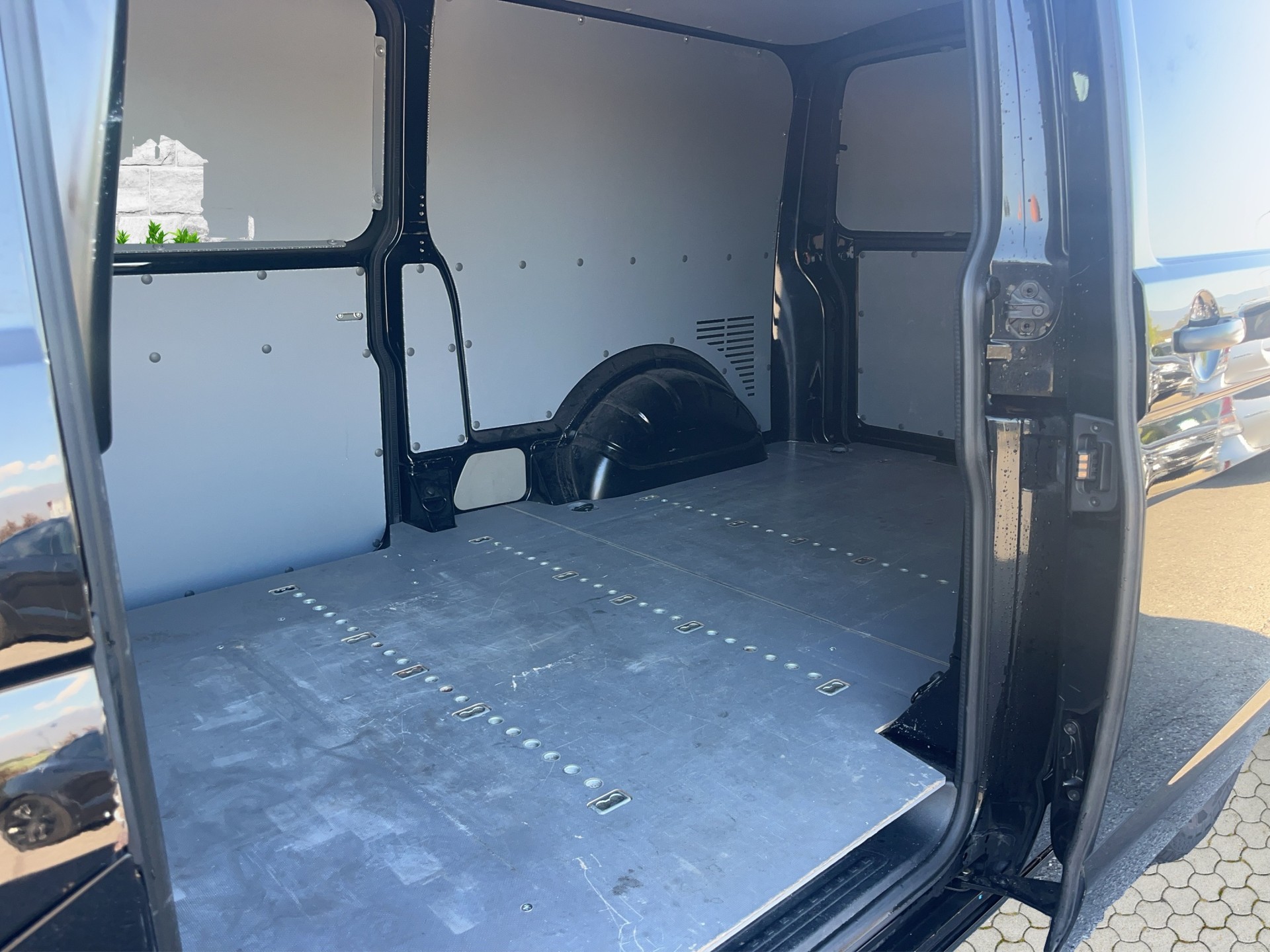 VW T6 2.0 TDI-image-11