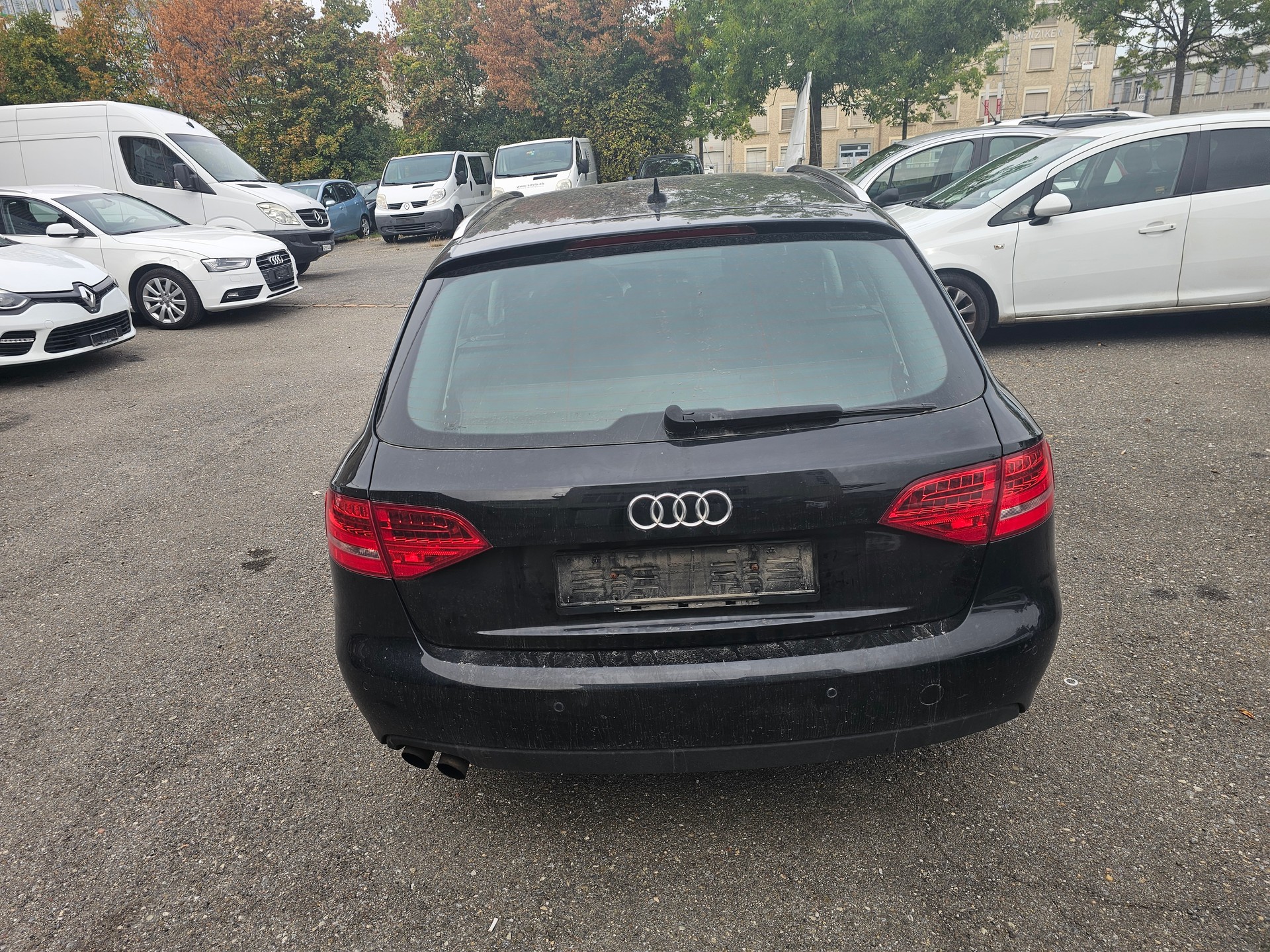 AUDI A4 Avant 1.8 TFSI Snow quattro-image-5