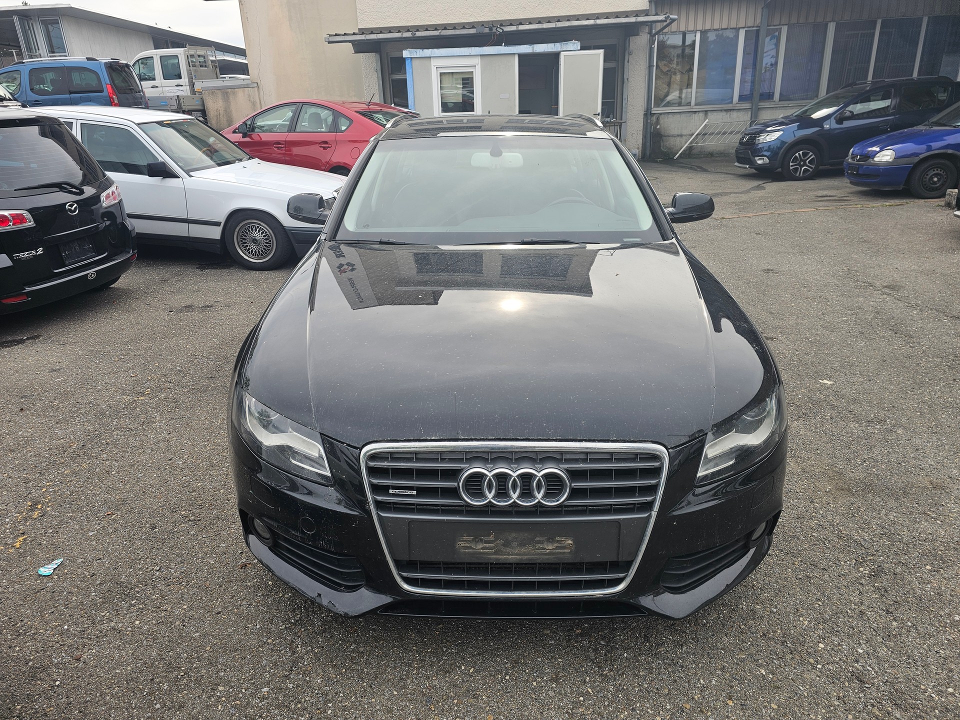 AUDI A4 Avant 1.8 TFSI Snow quattro-image-0