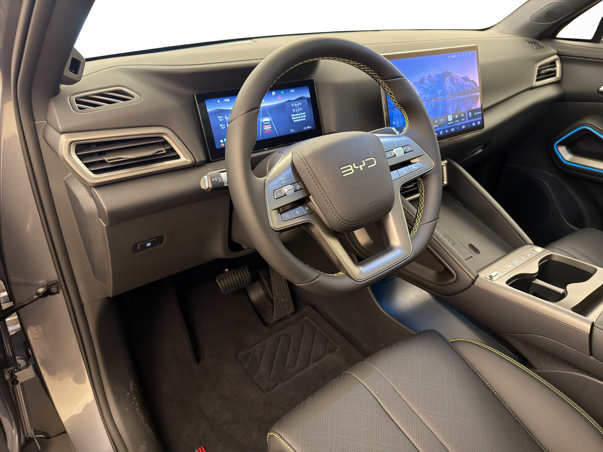 BYD Atto 2 DM-i Boost-image-13