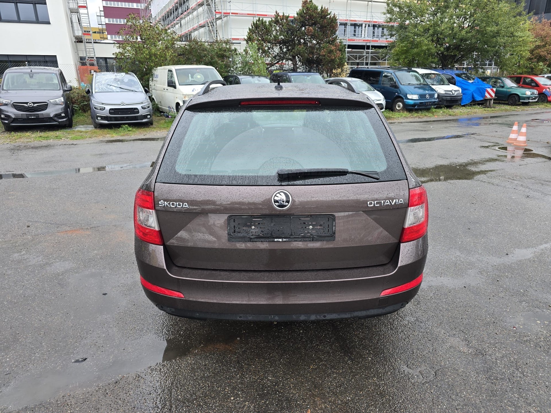 SKODA Octavia Combi 1.6 TDI Ambition DSG-image-3