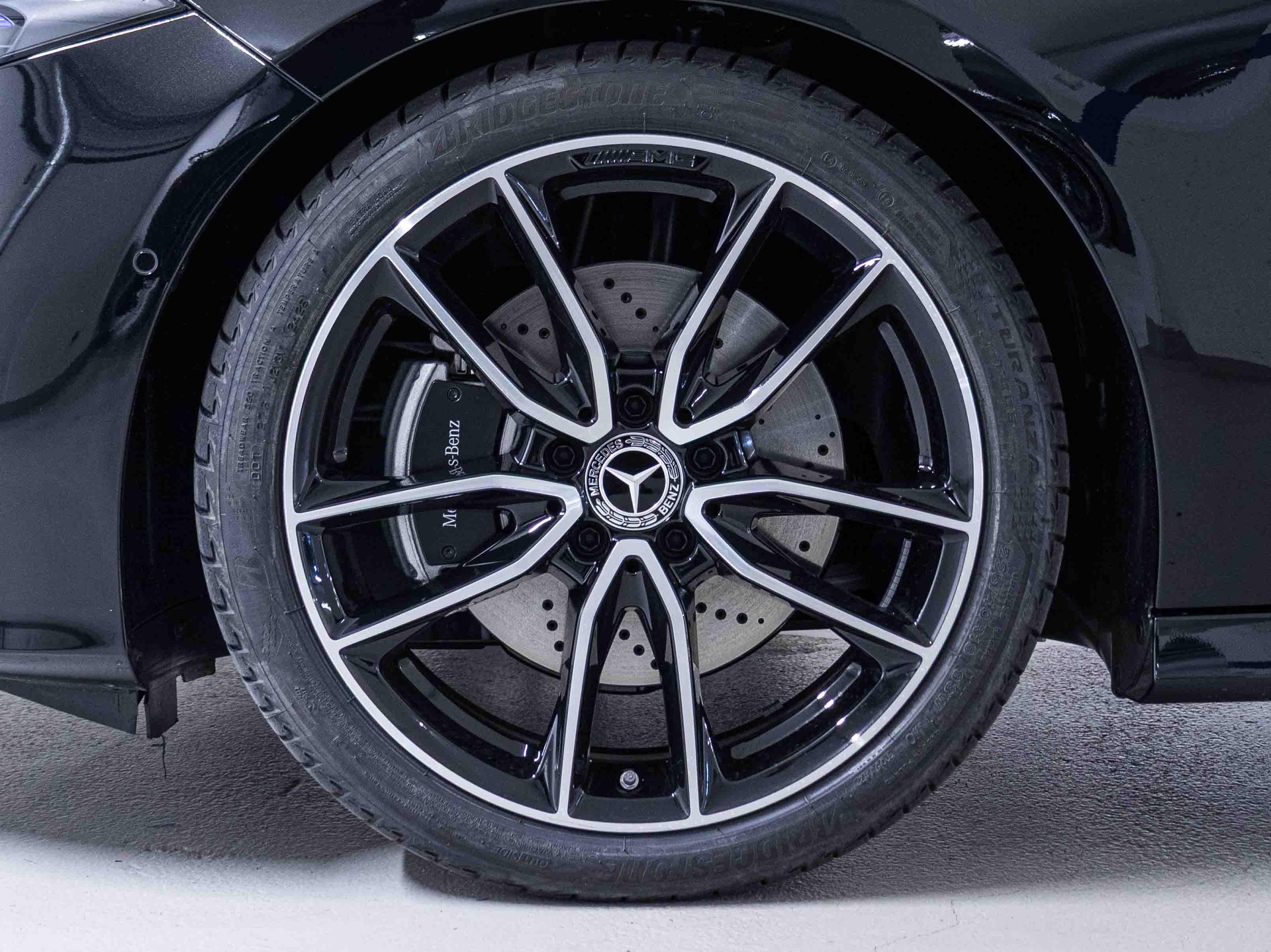 MERCEDES-BENZ A 220 d-image-14