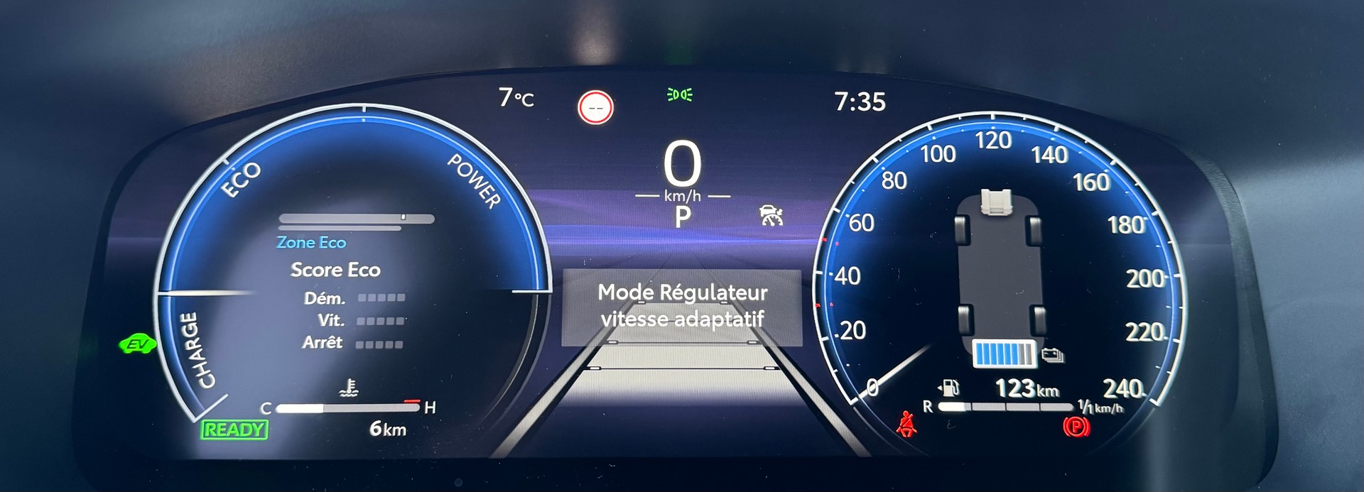 TOYOTA Corolla Cross 2.0 Trend e-CVT-image-18