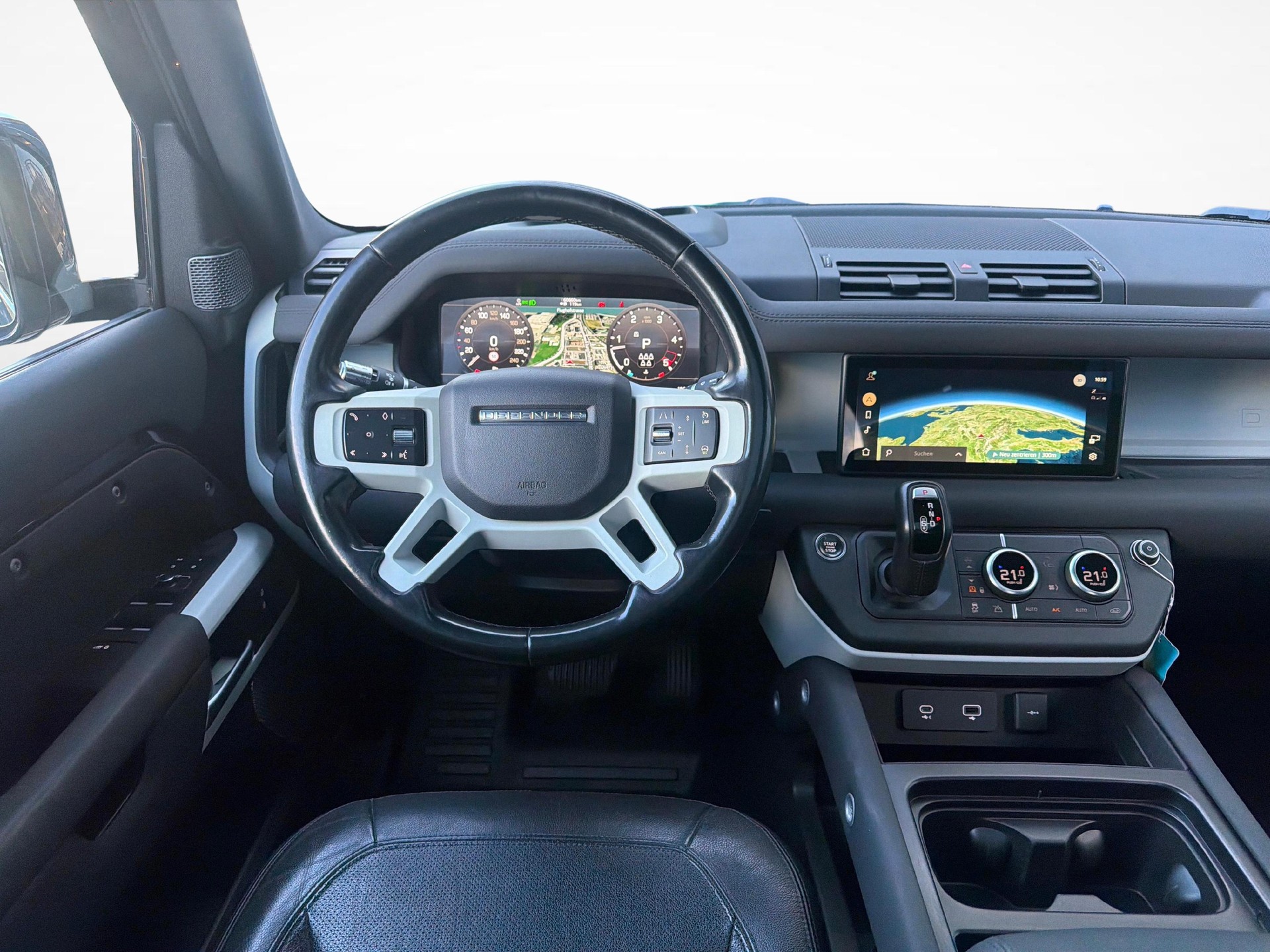 LAND ROVER Defender 110 3.0 D I6 250 SE-image-12