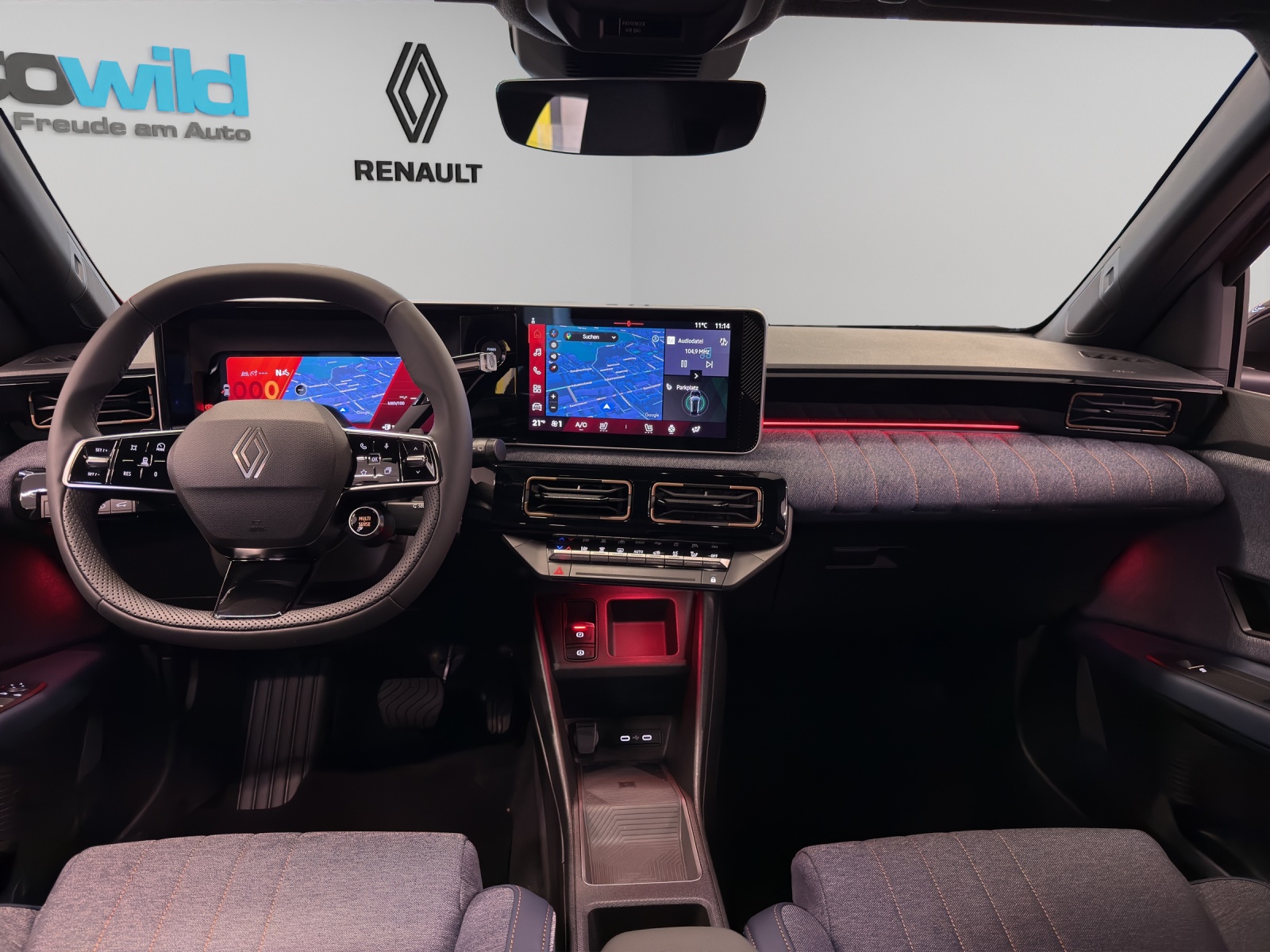 RENAULT Renault 4 E-Tech Techno Comfort Range-image-2