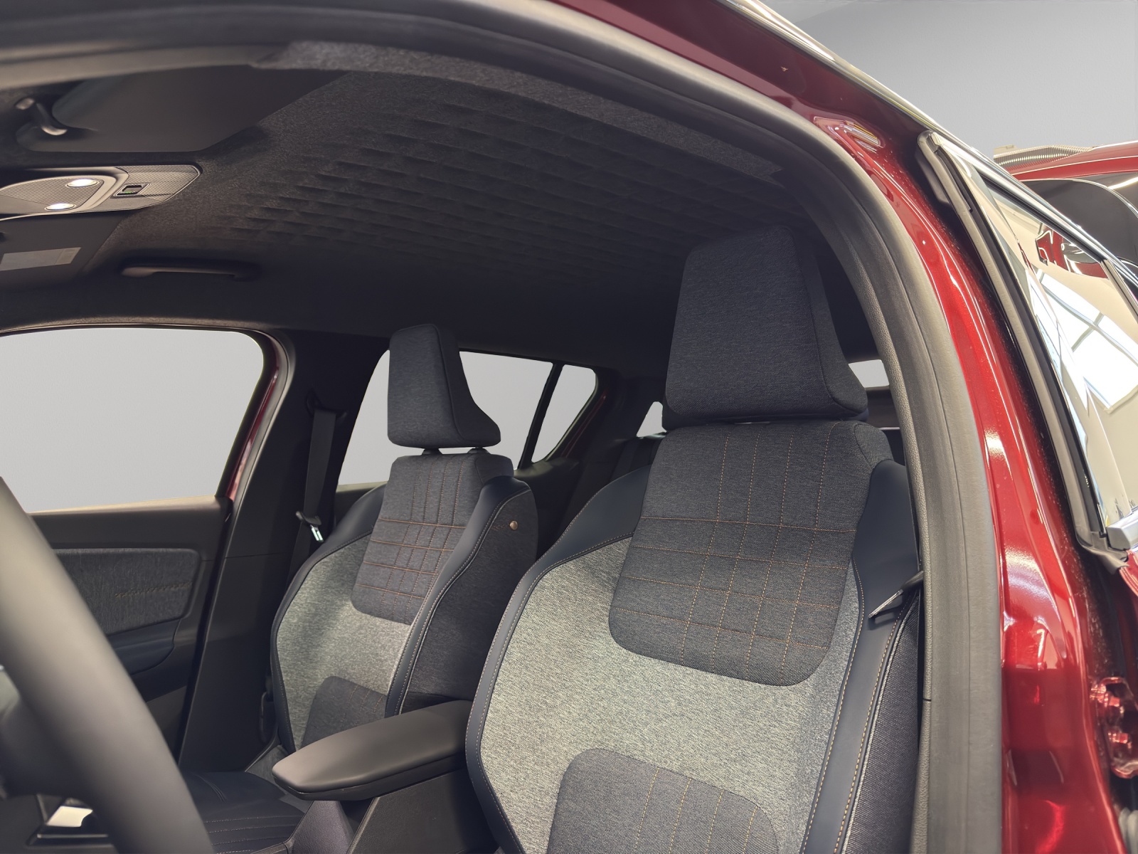 RENAULT Renault 4 E-Tech Techno Comfort Range-image-10