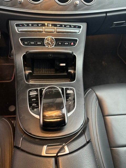 MERCEDES-BENZ E 450 AMG Line 4matic-image-12