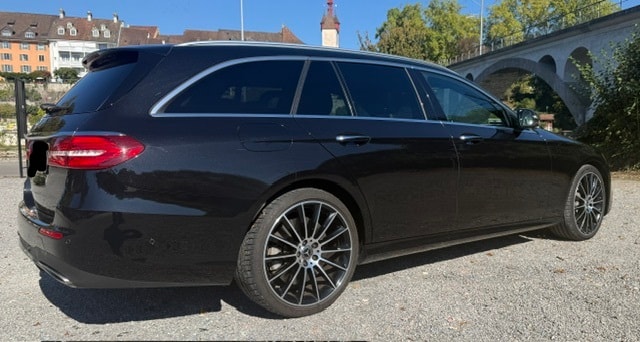 MERCEDES-BENZ E 450 AMG Line 4matic-image-2