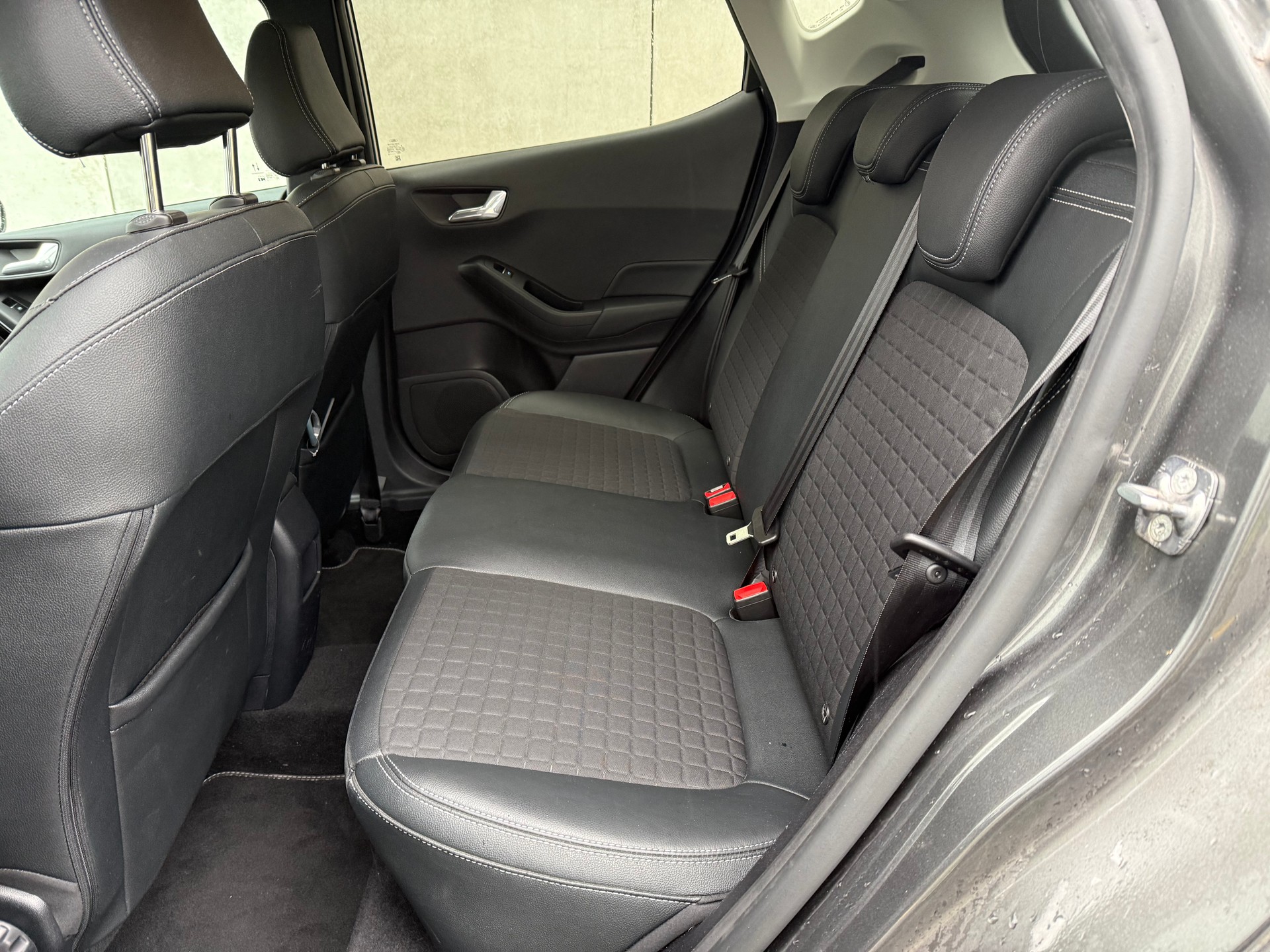 FORD Fiesta 1.0 SCTi Active(M)-image-7