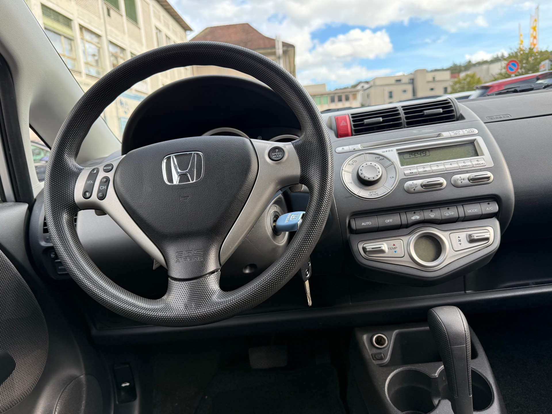 HONDA Jazz 1.4i LS-image-11