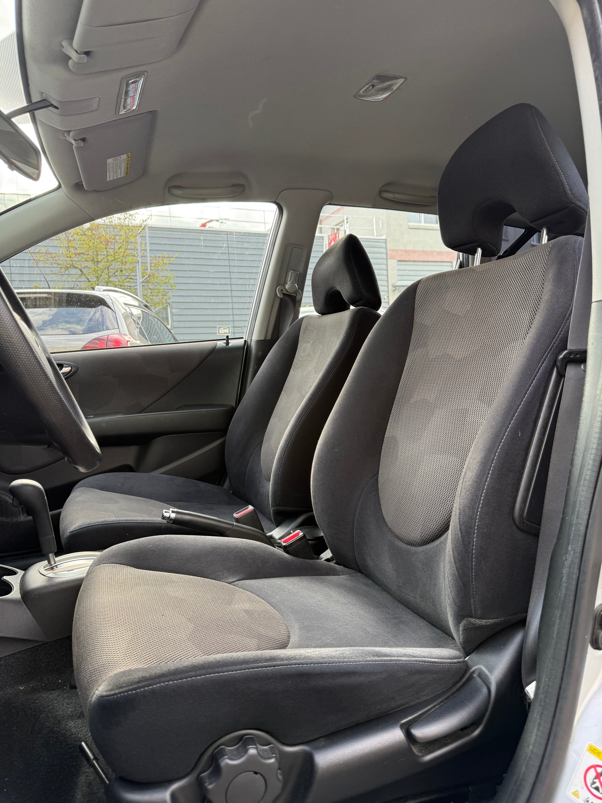 HONDA Jazz 1.4i LS-image-10