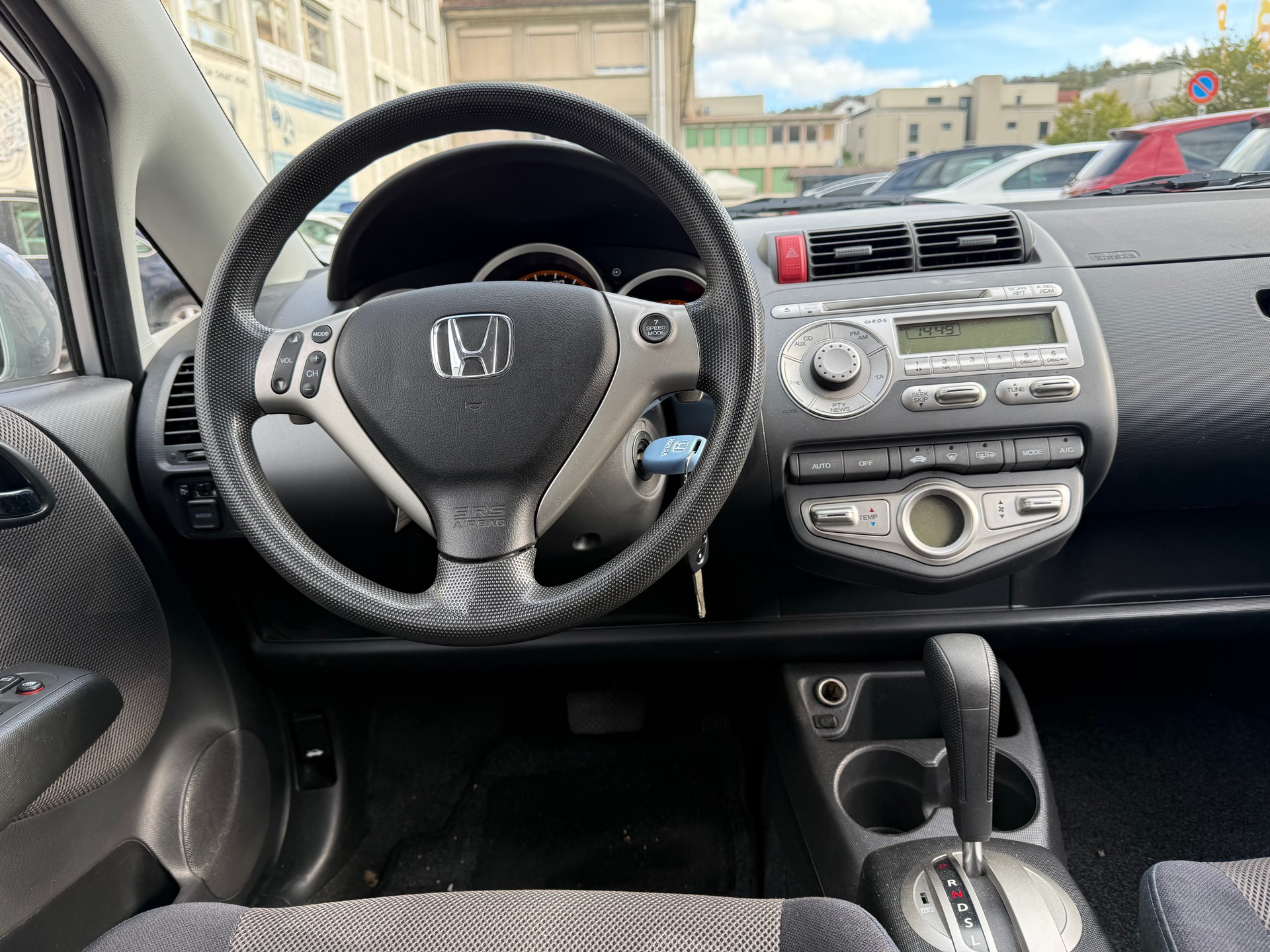 HONDA Jazz 1.4i LS-image-9