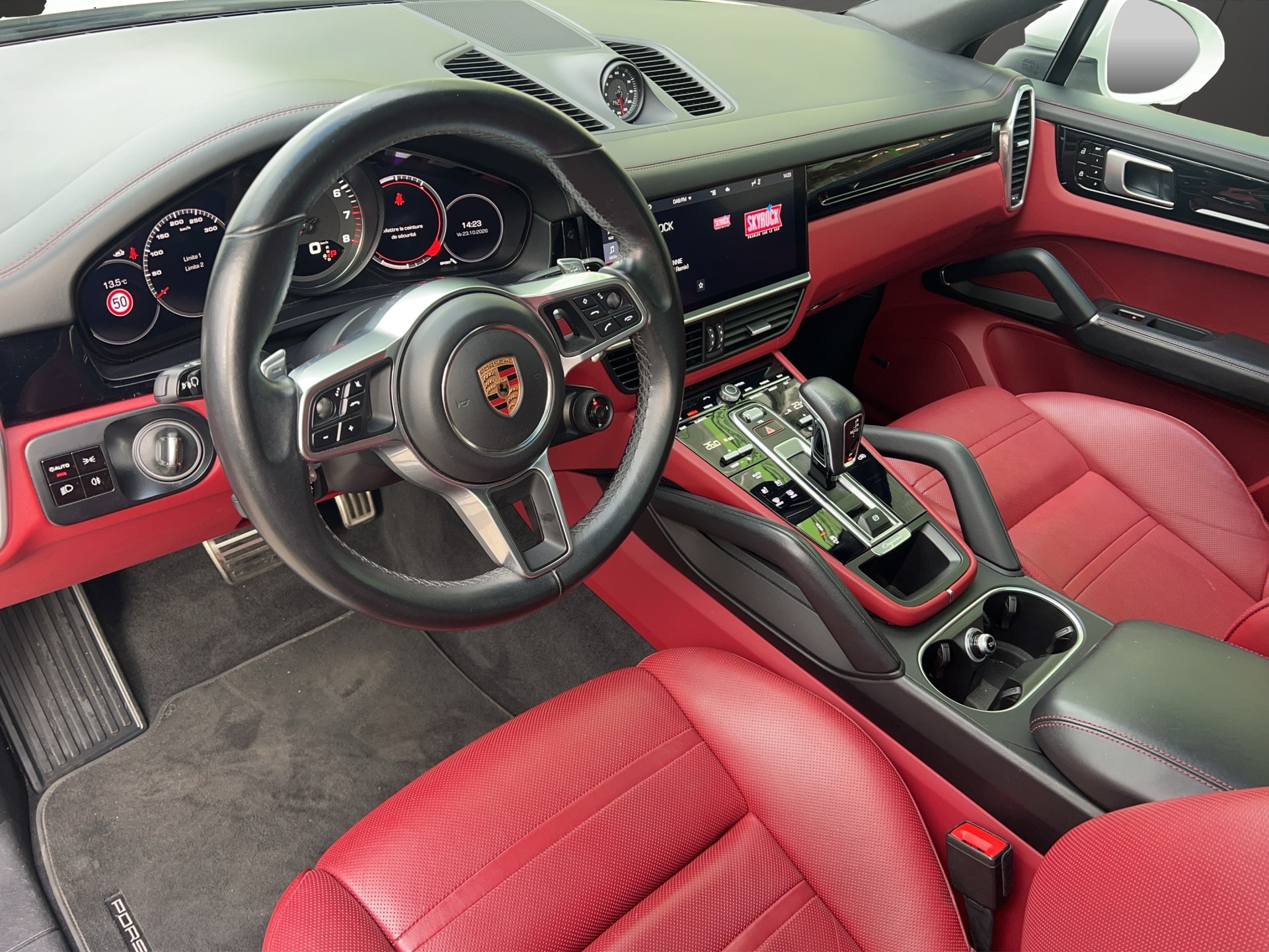 PORSCHE Cayenne S Coupé-image-14