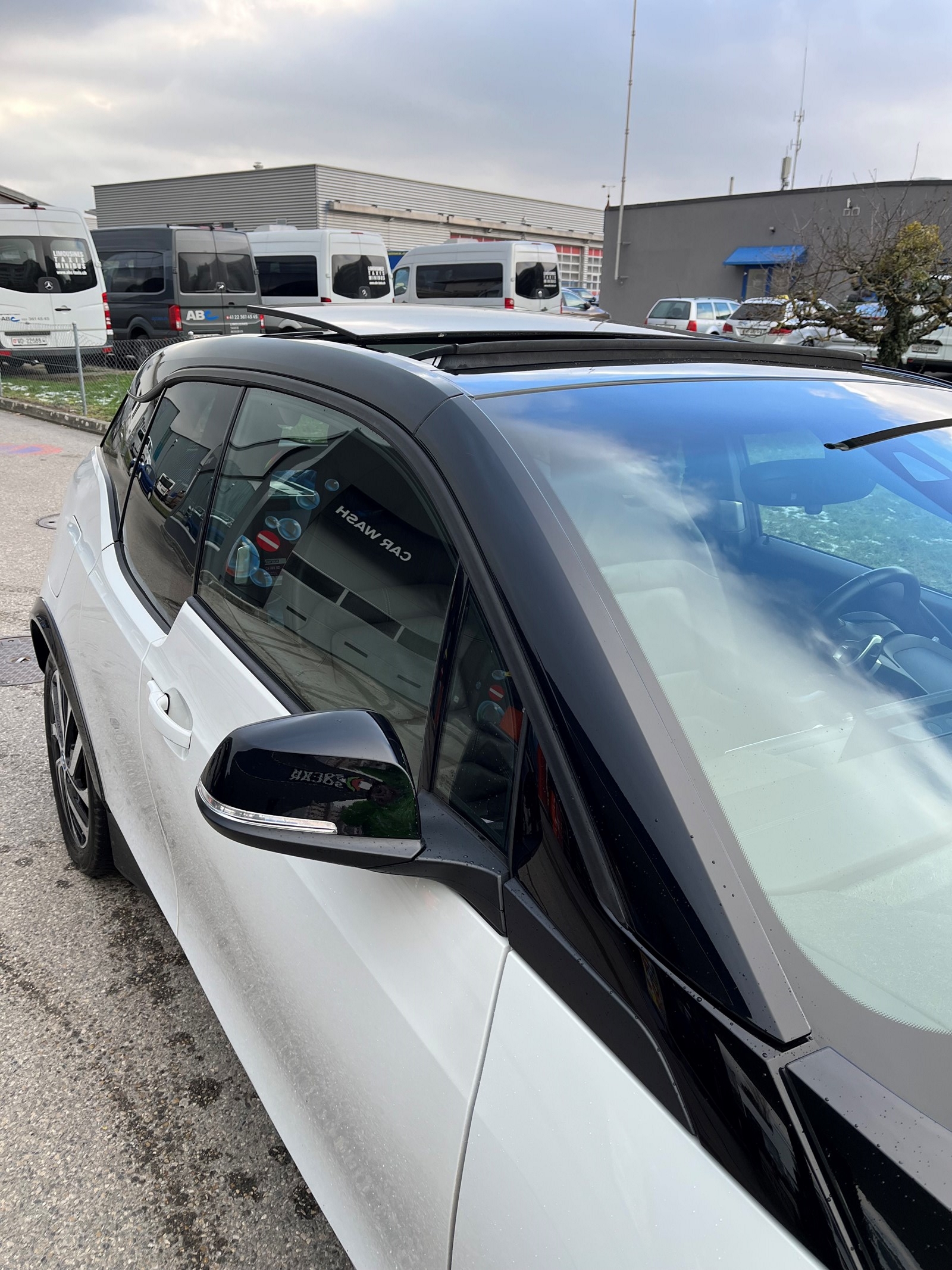 BMW i3s (120Ah)-image-1