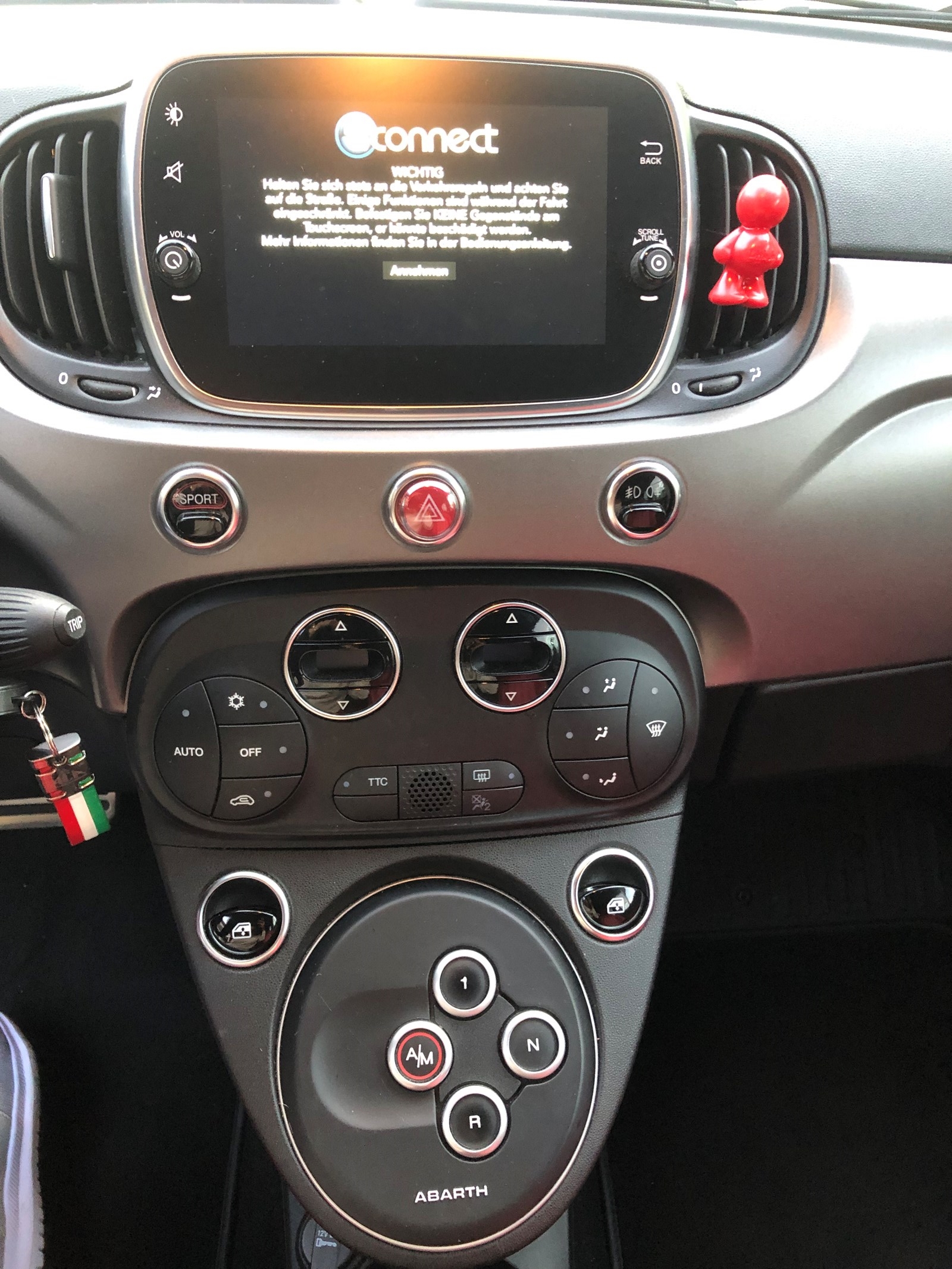 FIAT 595C 1.4 16V Turbo Abarth Turismo Dualogic-image-13