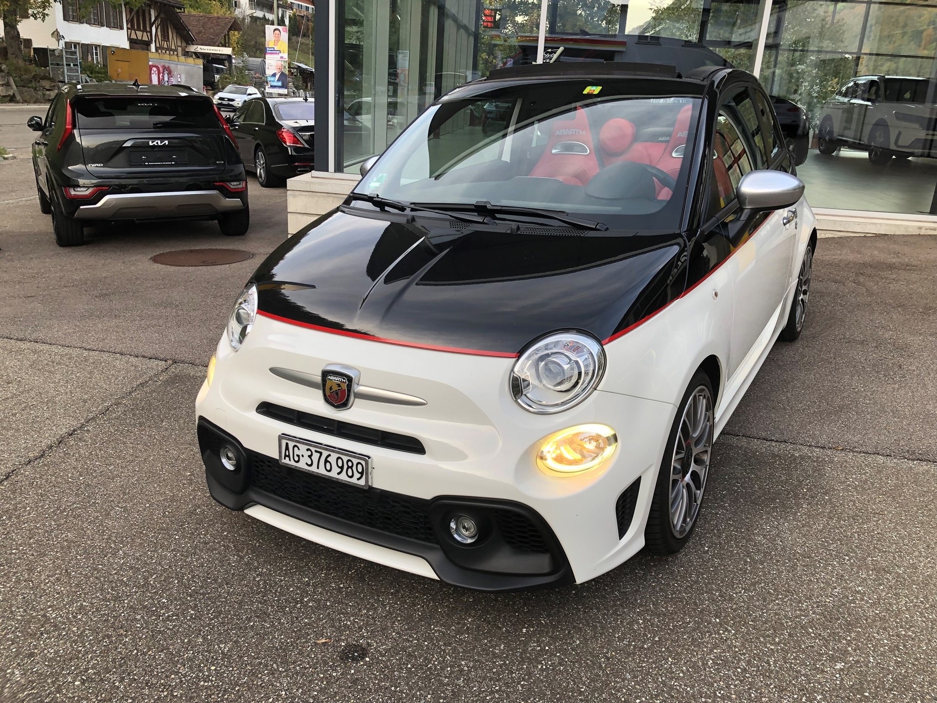 FIAT 595C 1.4 16V Turbo Abarth Turismo Dualogic-image-1