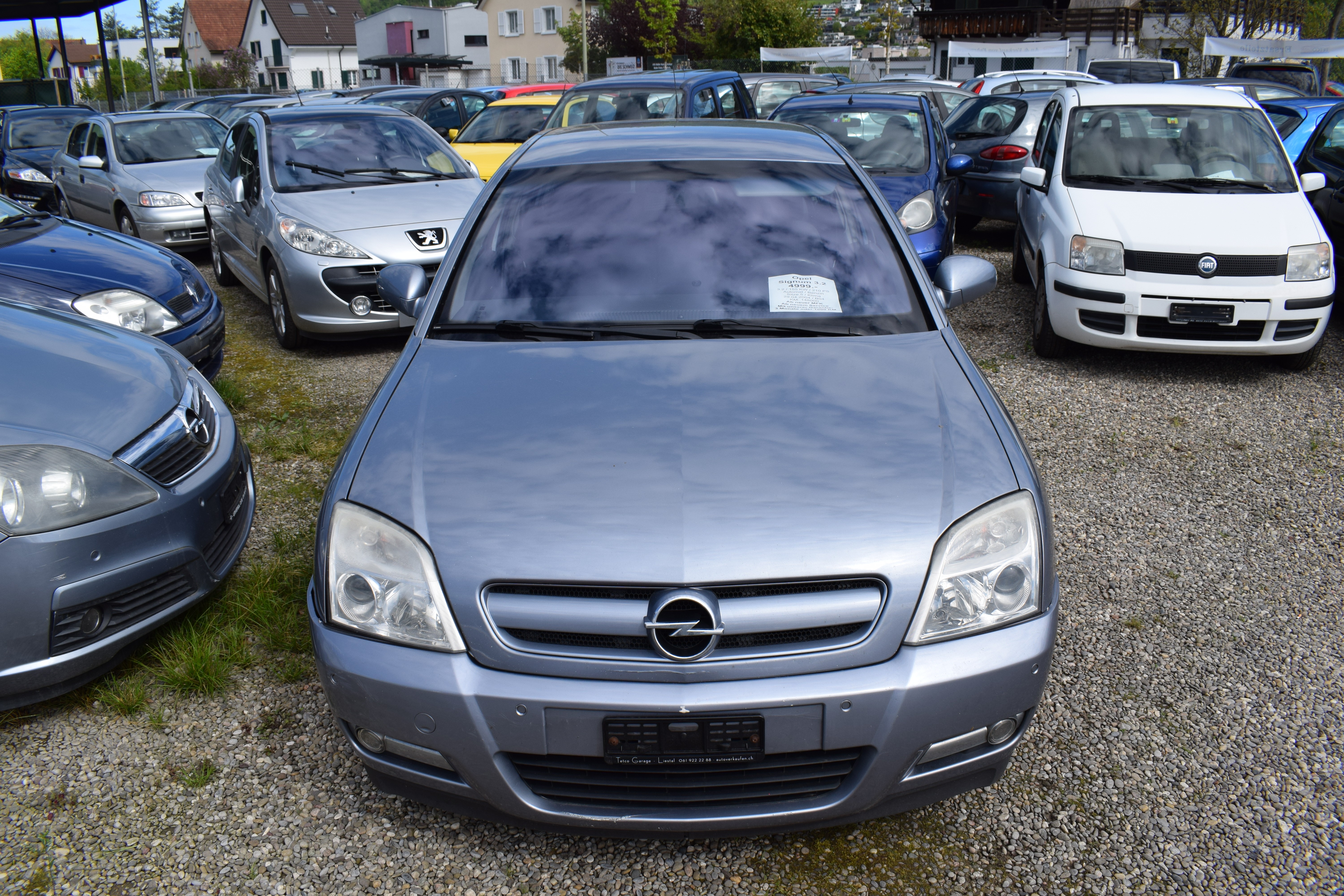 Car photo