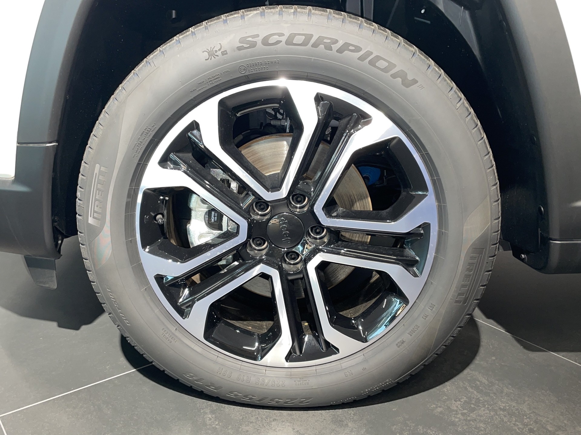 JEEP Compass 4x2 1.5 T MHEV Swiss Limited-image-9