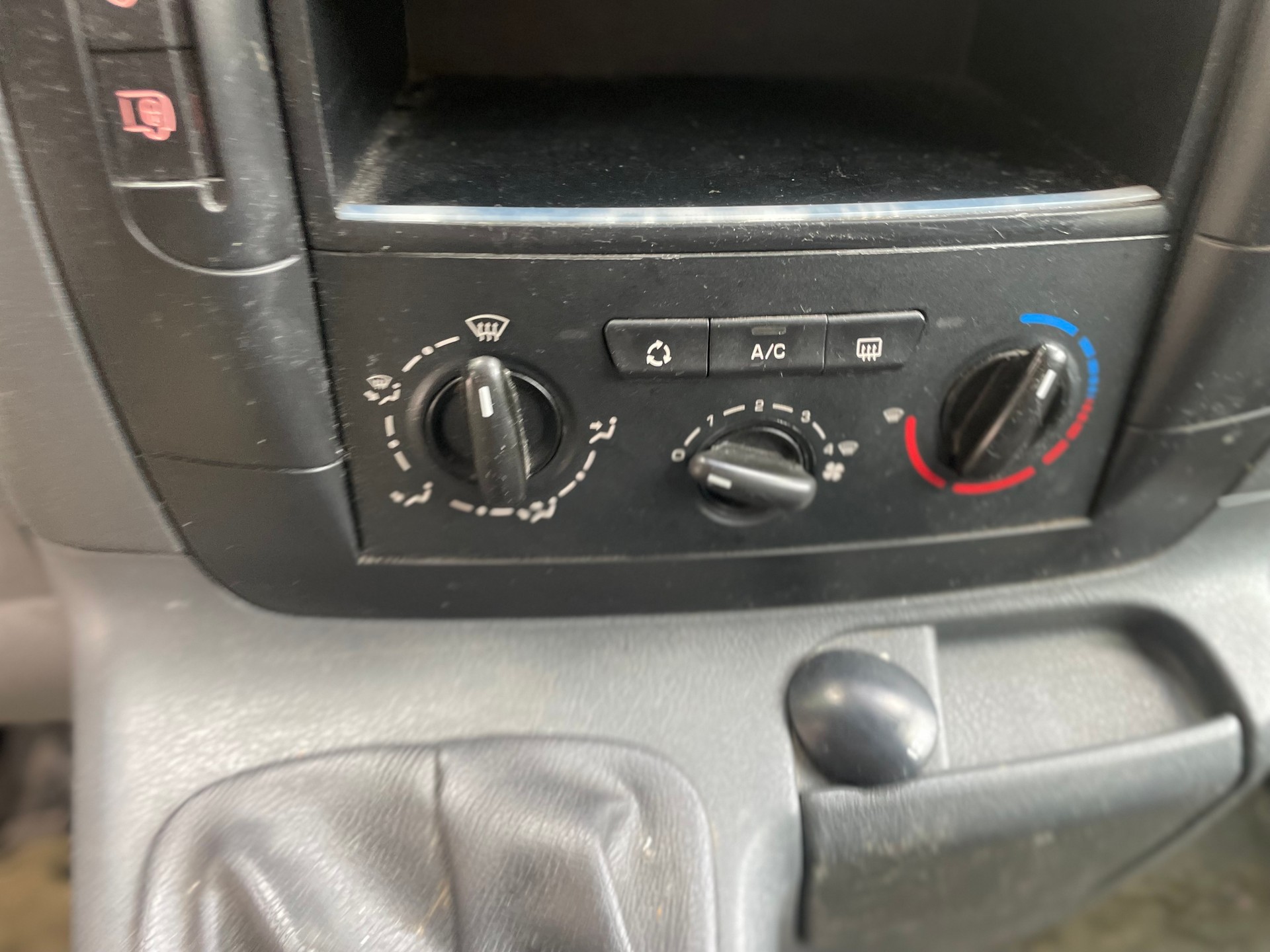CITROEN Jumpy 2.0 HDi 10 L1H1-image-9