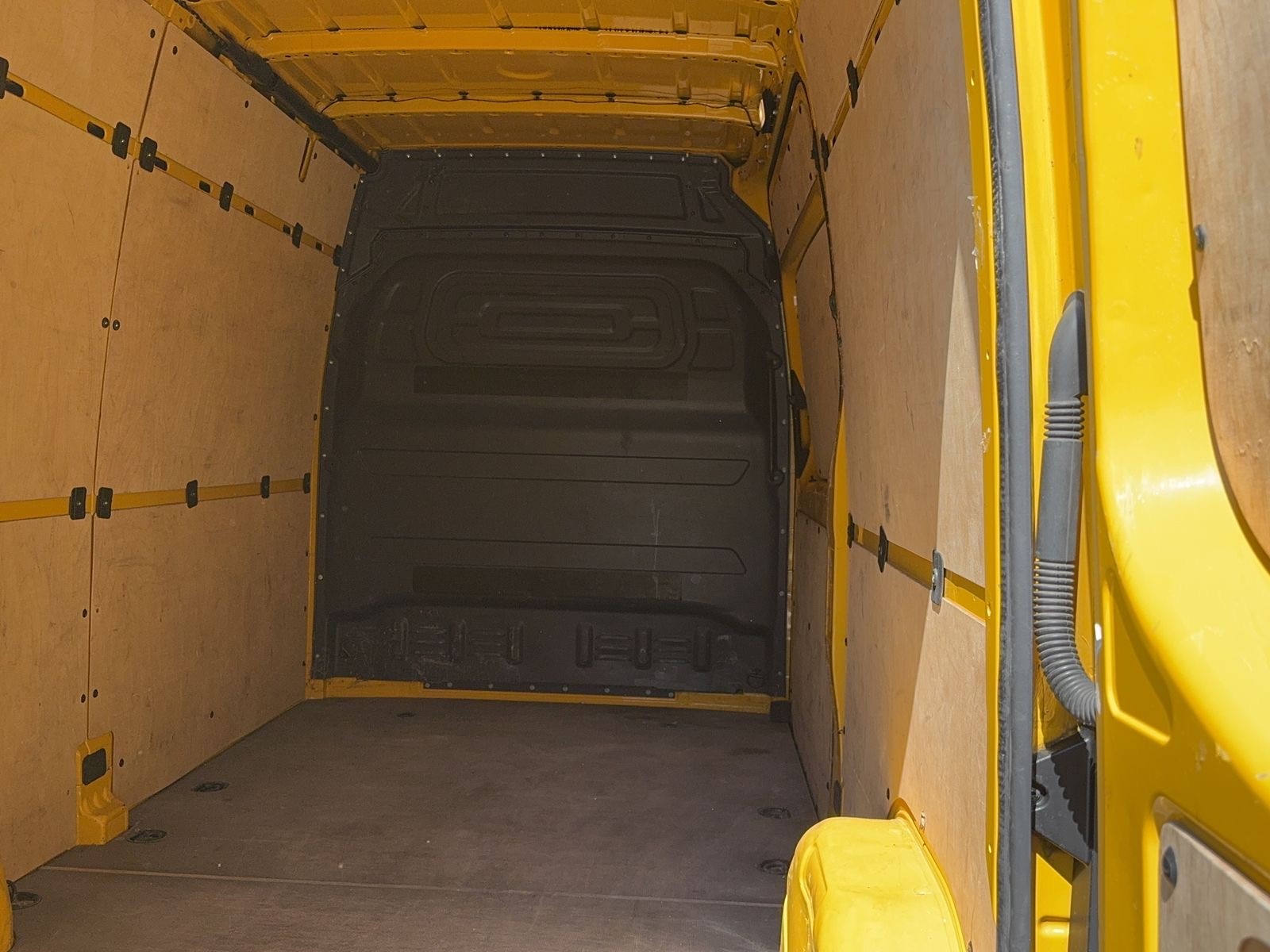 MERCEDES-BENZ Sprinter 314 CDI Standard FWD-image-8