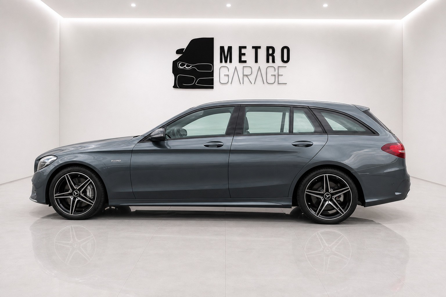 MERCEDES-BENZ C 43 AMG 4Matic 9G-Tronic-showroom-element-1