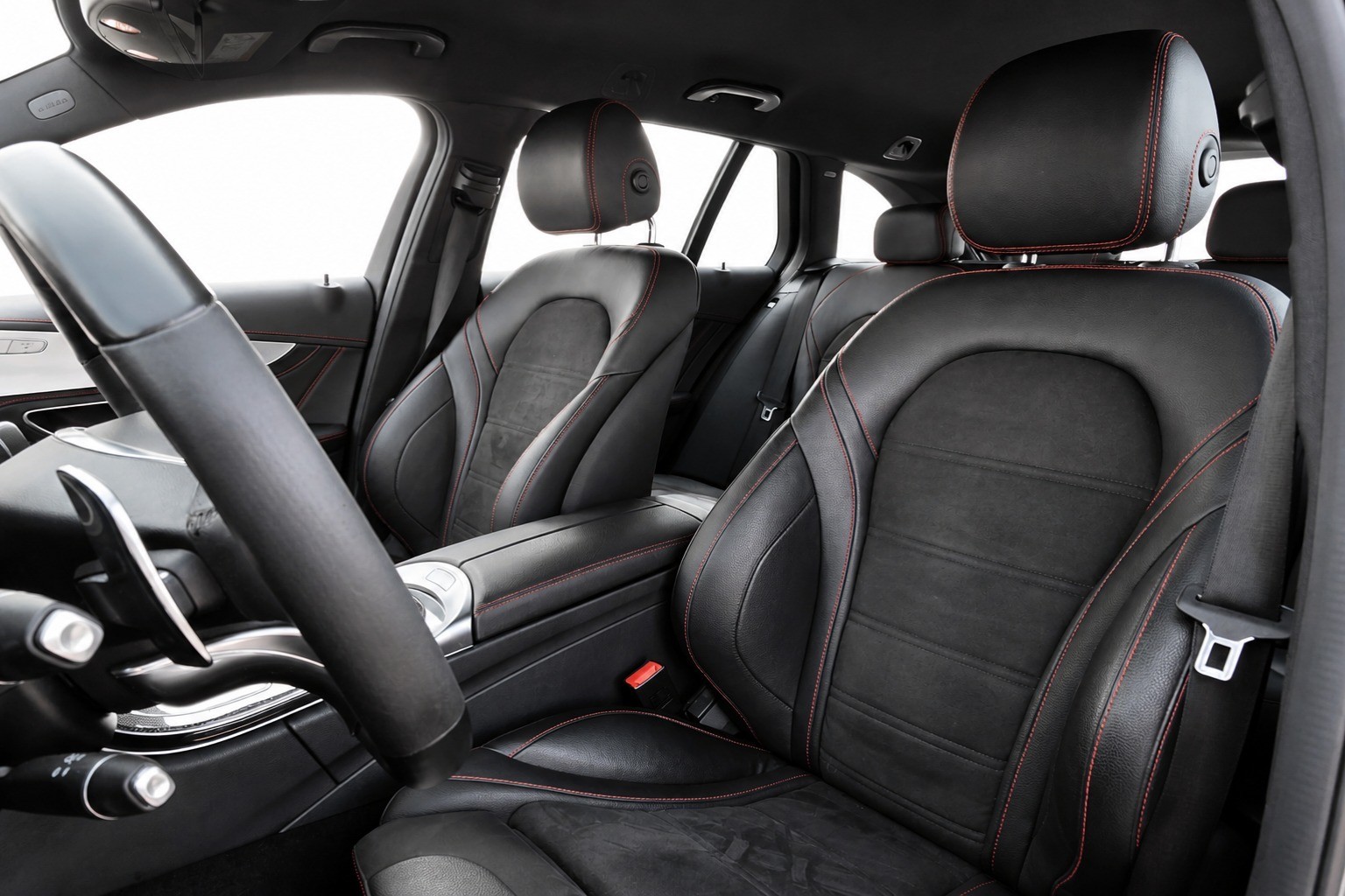 MERCEDES-BENZ C 43 AMG 4Matic 9G-Tronic-image-9