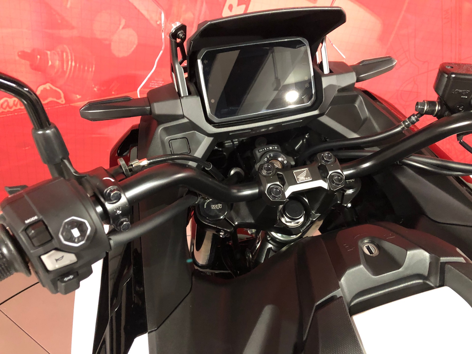 HONDA NC 750 X *35KW* *Neufahrzeug* *6Gang*-image-8