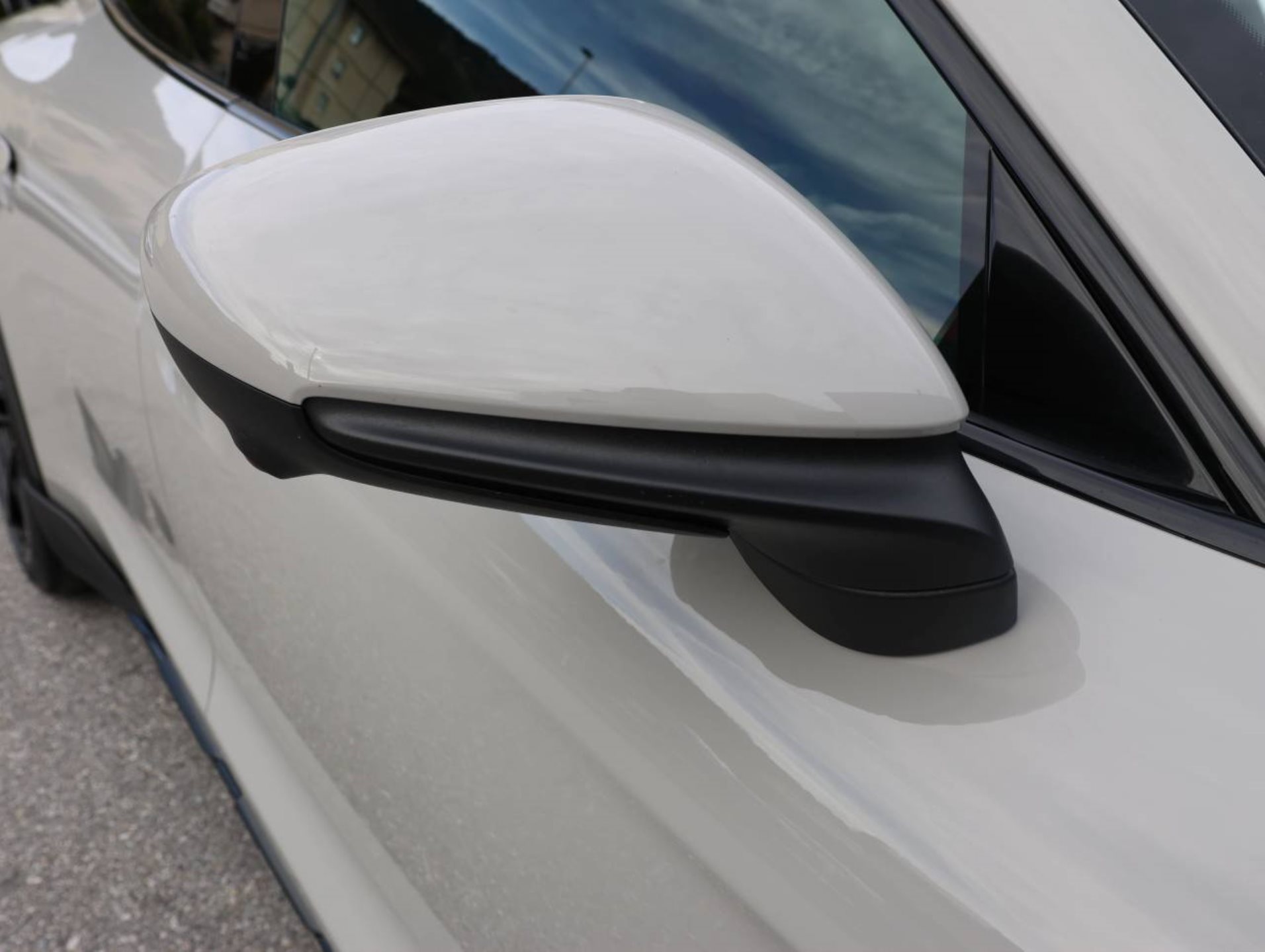 PORSCHE Taycan 4 Cross Turismo-image-20