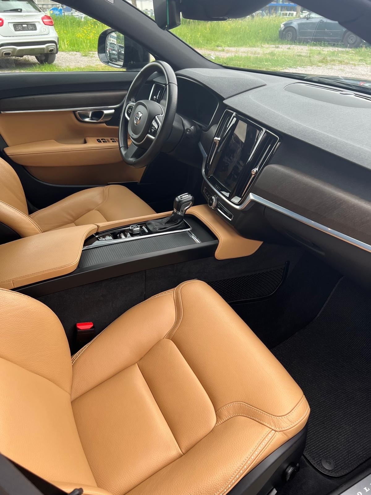 VOLVO V90 D4 AWD Inscription Geartronic-image-8