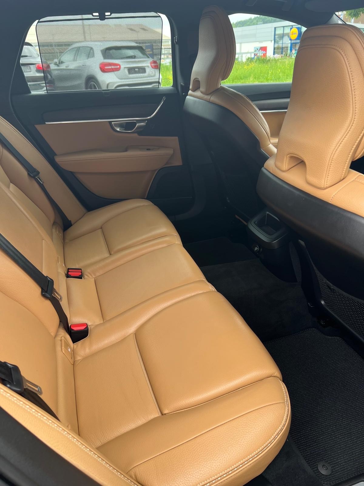 VOLVO V90 D4 AWD Inscription Geartronic-image-9
