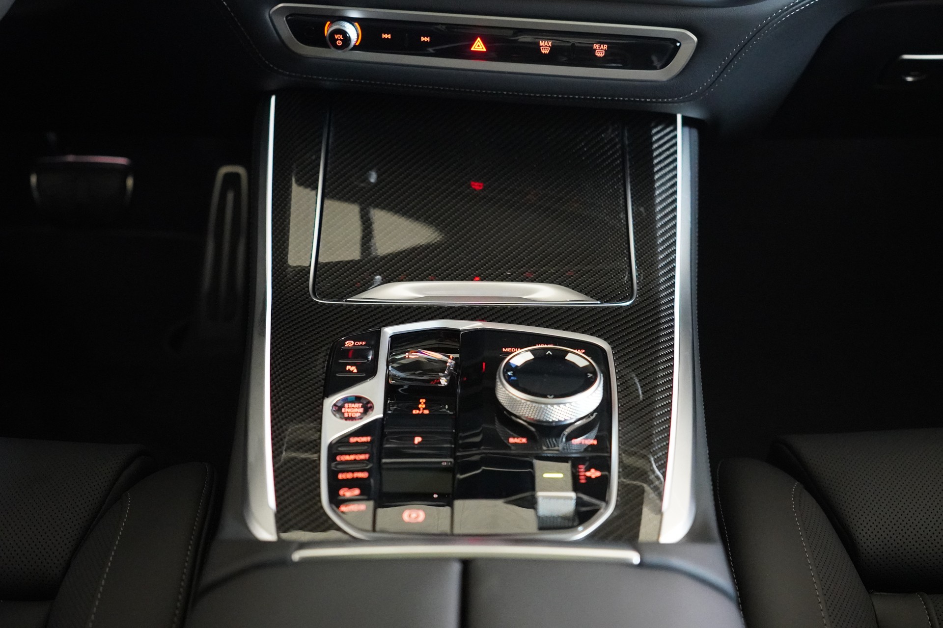 BMW X5 xDrive 48V 40d M Sport Pro Steptronic-image-19
