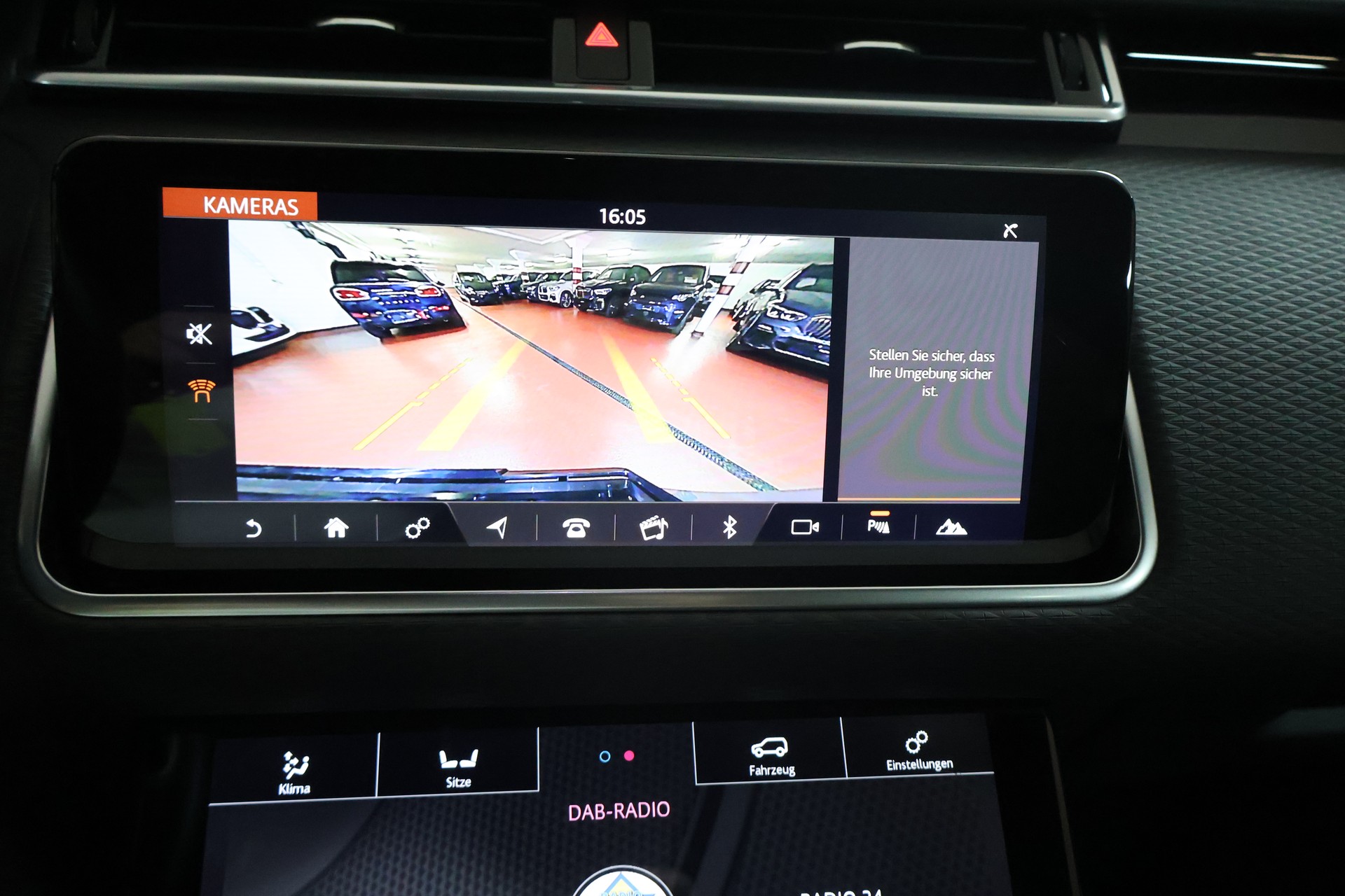 LAND ROVER Range Rover Velar P 250 Automatic-image-13