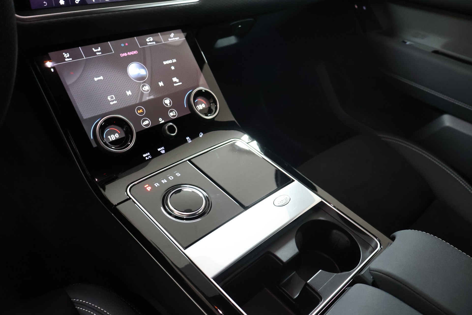 LAND ROVER Range Rover Velar P 250 Automatic-image-12