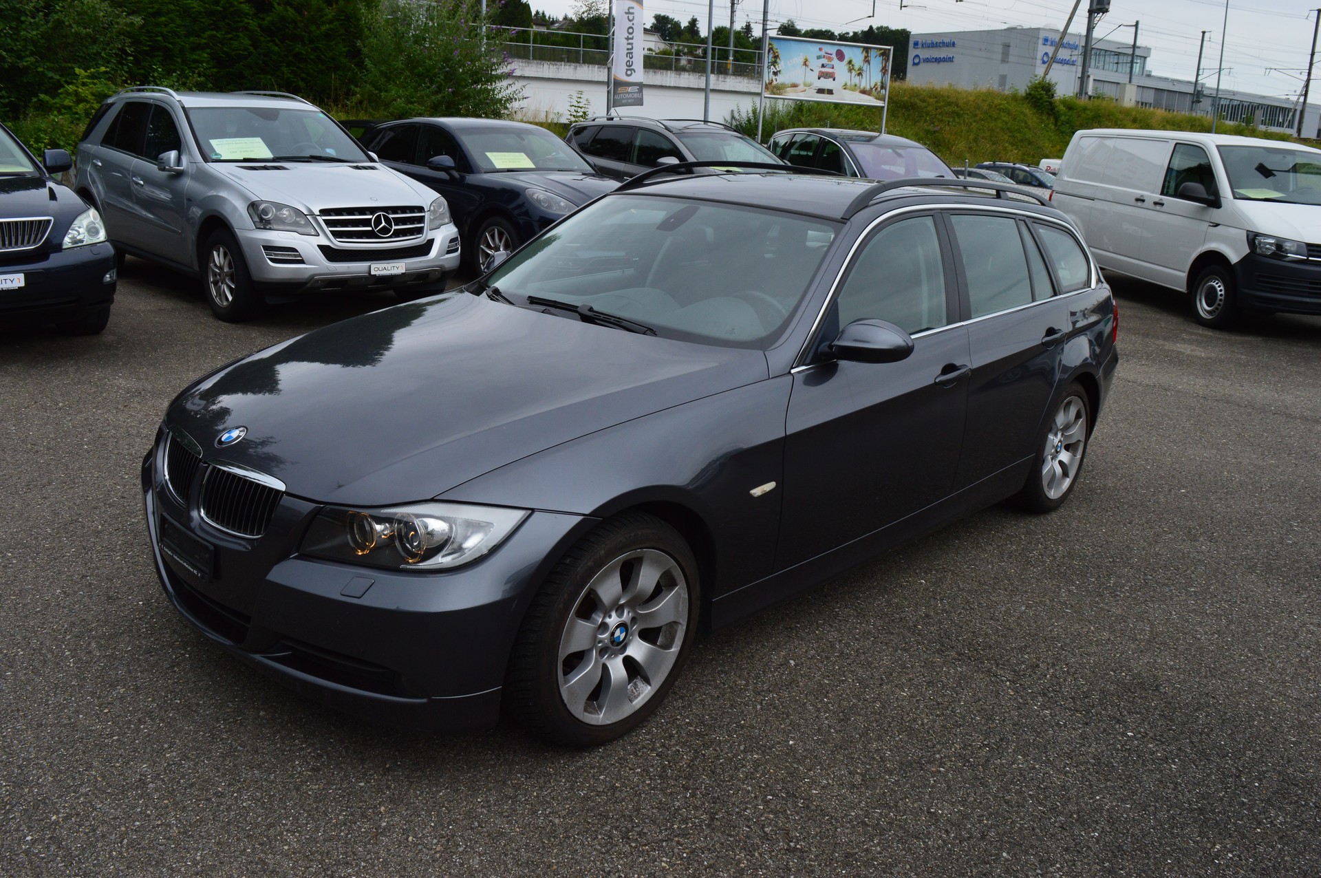 BMW 325xi Touring more4you-image-7