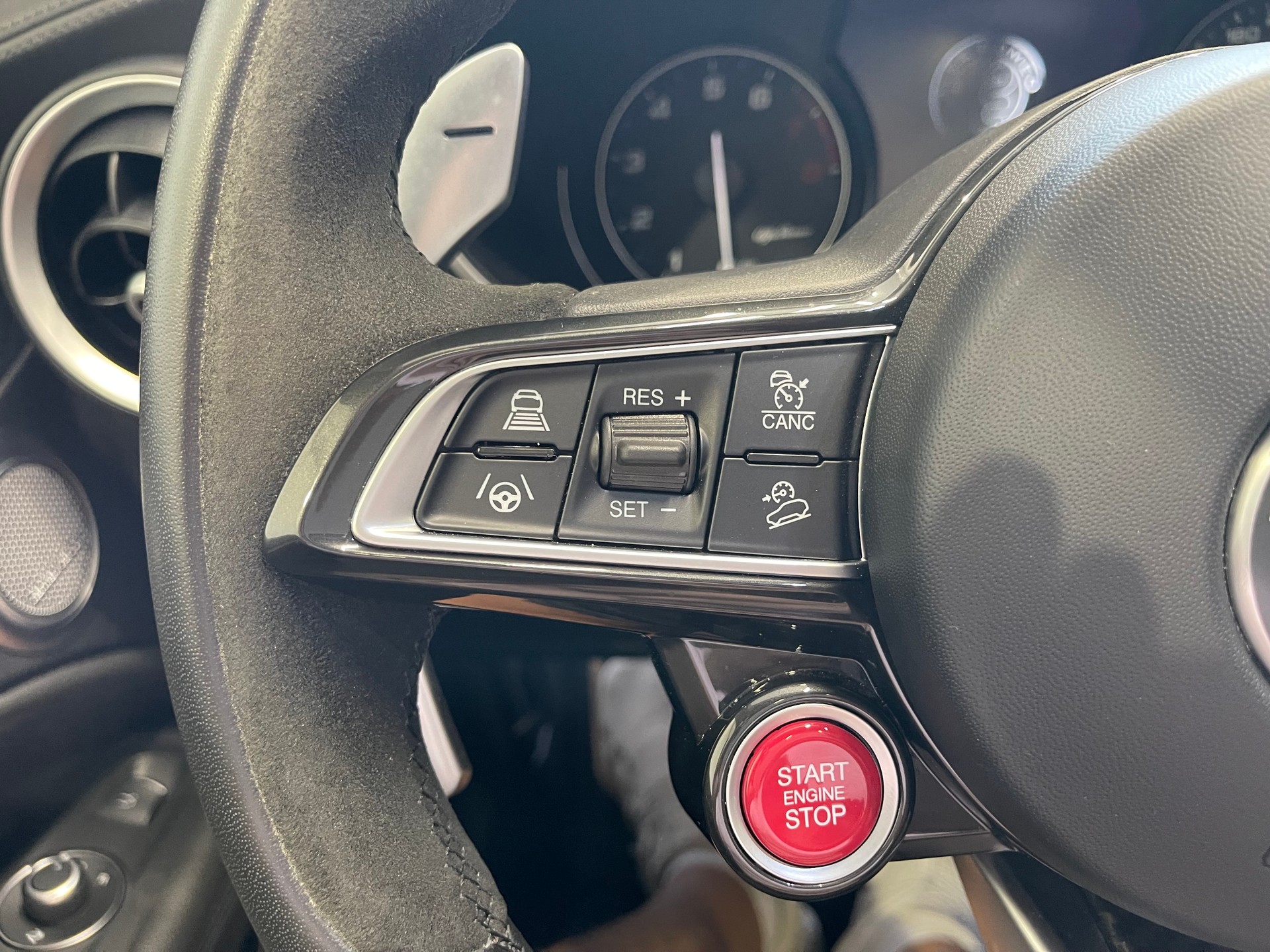 ALFA ROMEO Stelvio 2.9 V6 Quadrifoglio Q4 *-image-18