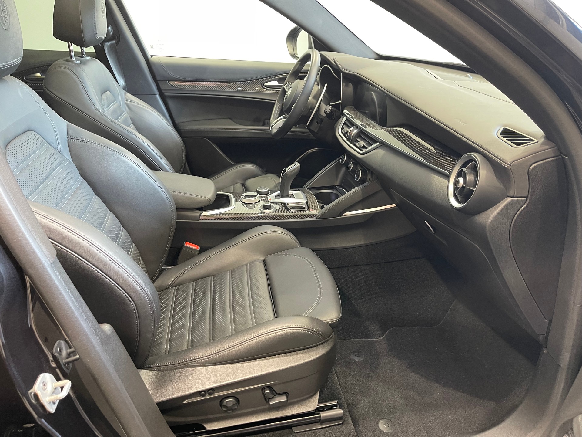 ALFA ROMEO Stelvio 2.9 V6 Quadrifoglio Q4 *-image-15