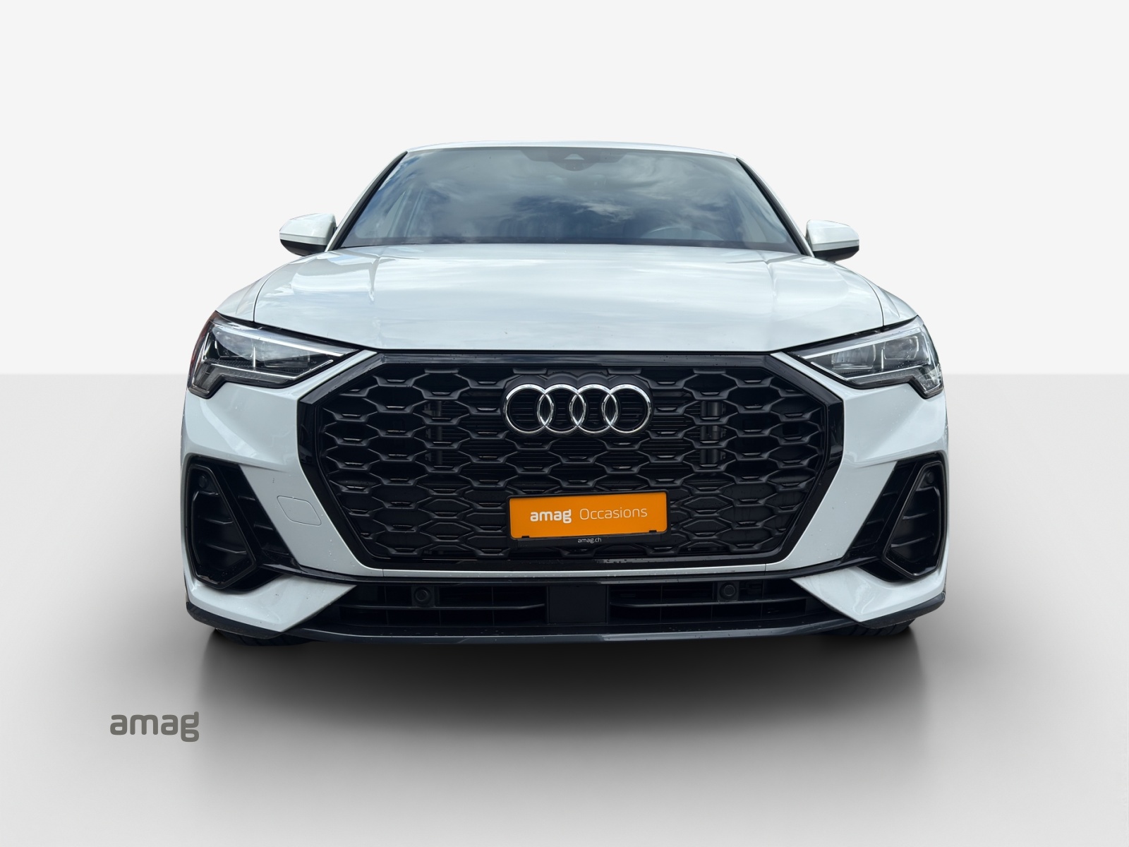 AUDI Q3 Sportback 35 TFSI S line Attraction S-tronic-image-6