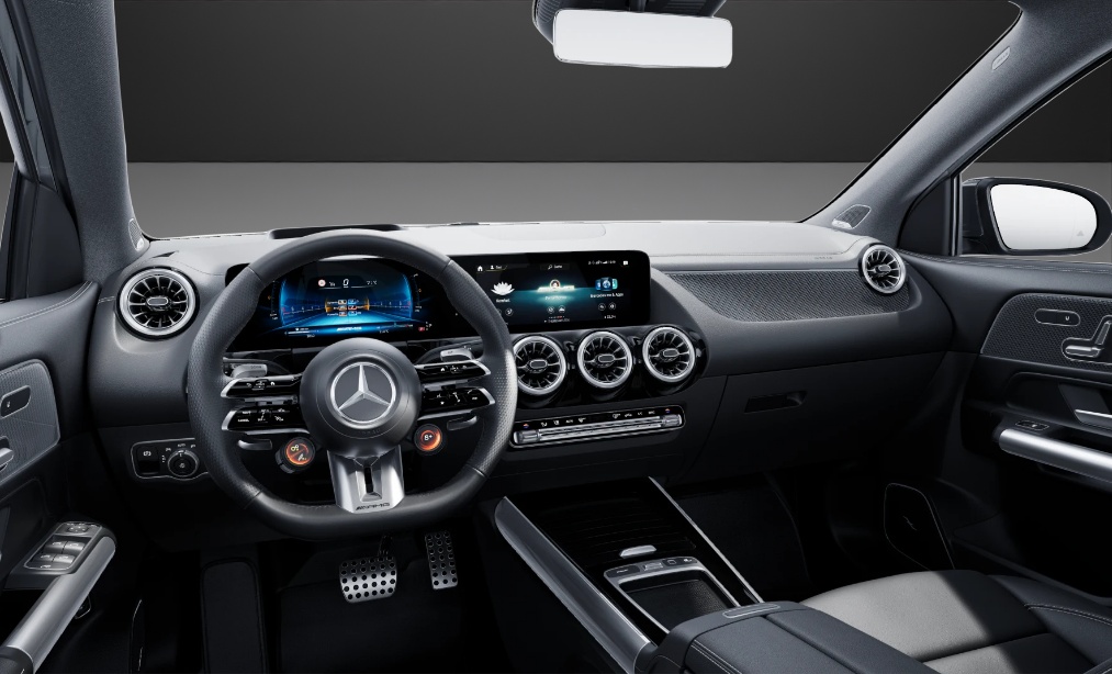 MERCEDES-BENZ GLA AMG 45 S 4Matic+ 8G-DCT-image-5