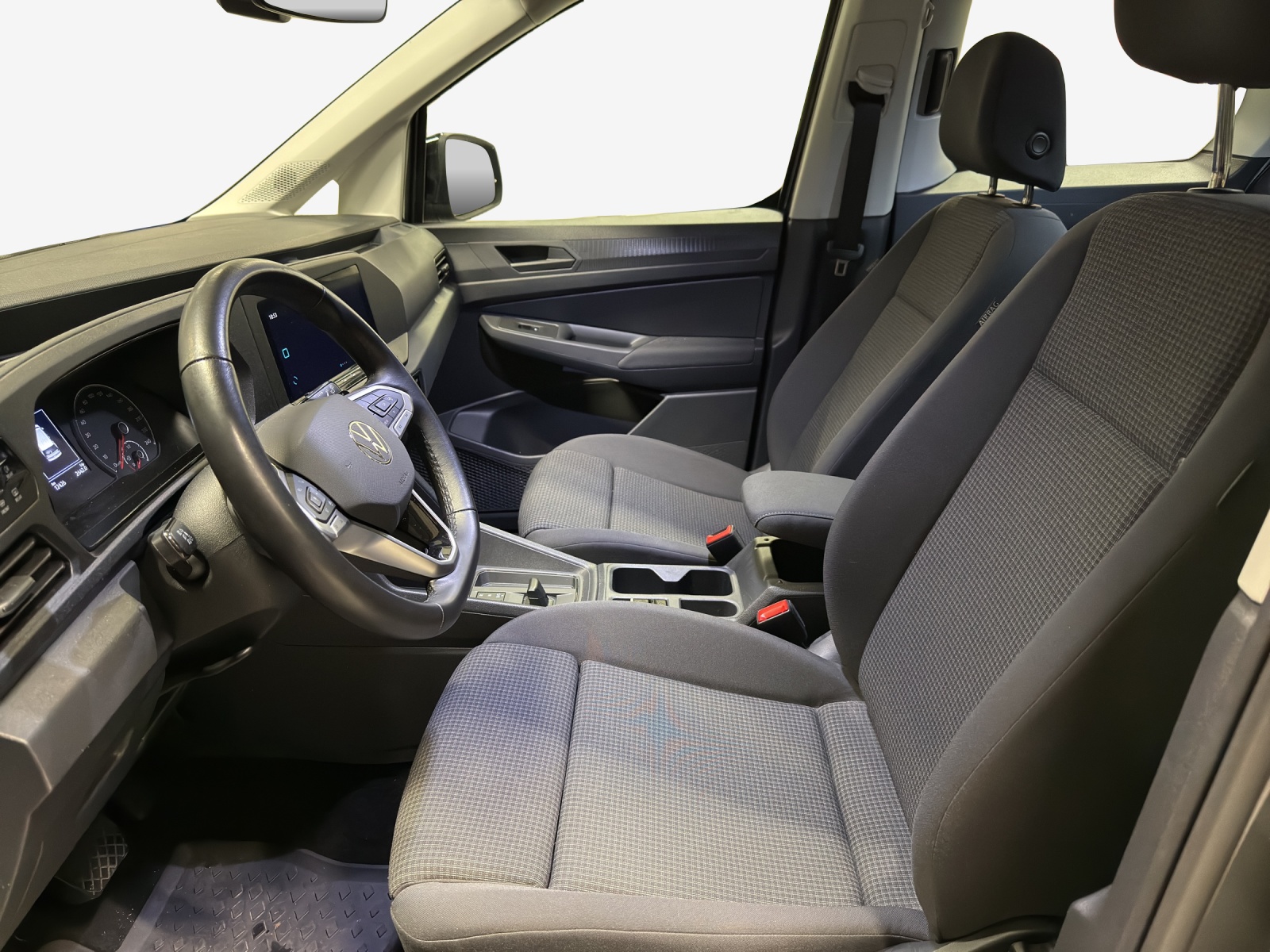 VW Caddy 1.5 TSI DSG-image-7