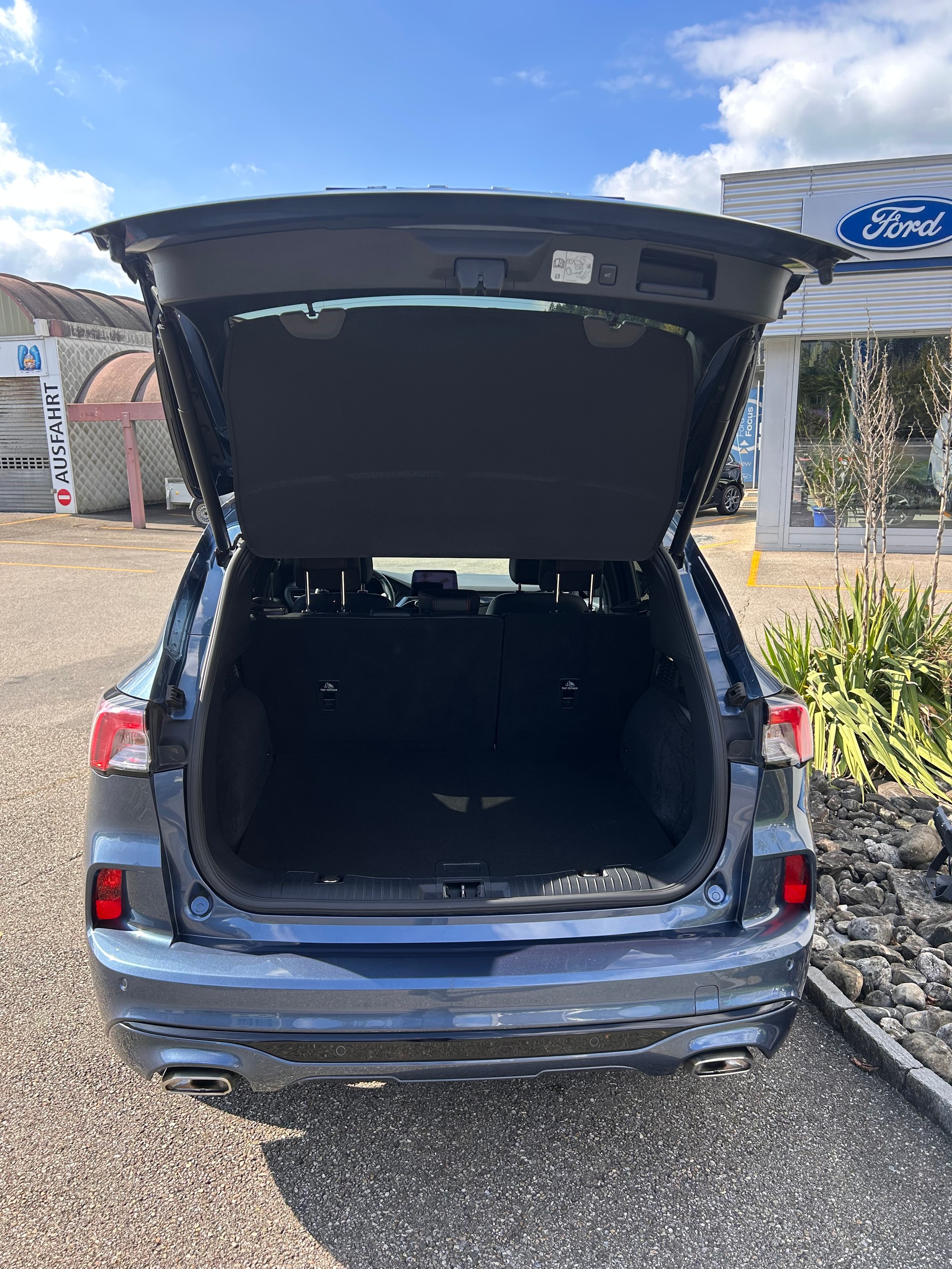 FORD Kuga 2.5 PHEV ST-Line X 2WD-image-5