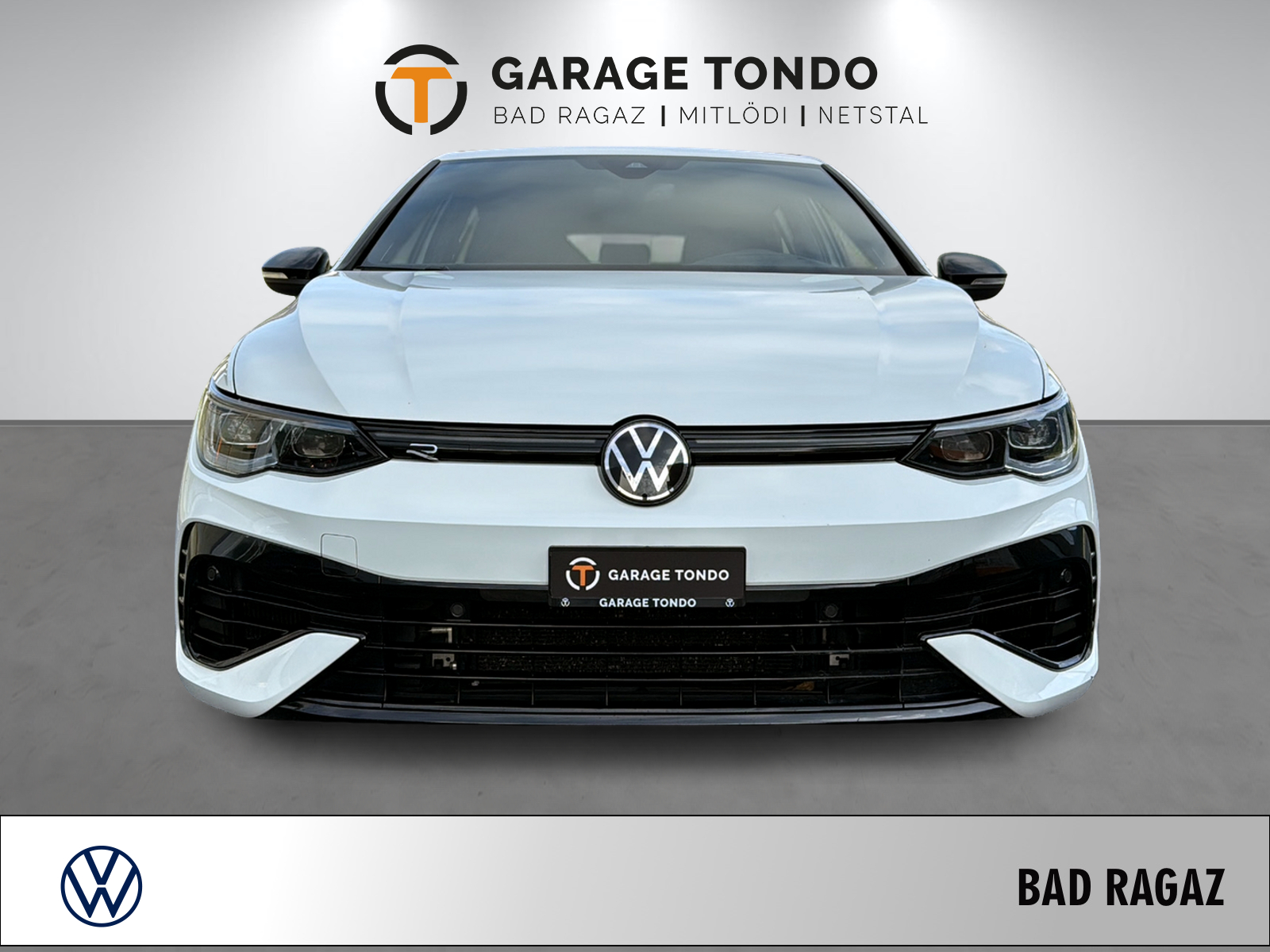 VW Golf VIII 2.0 TSI R DSG 4motion-image-1