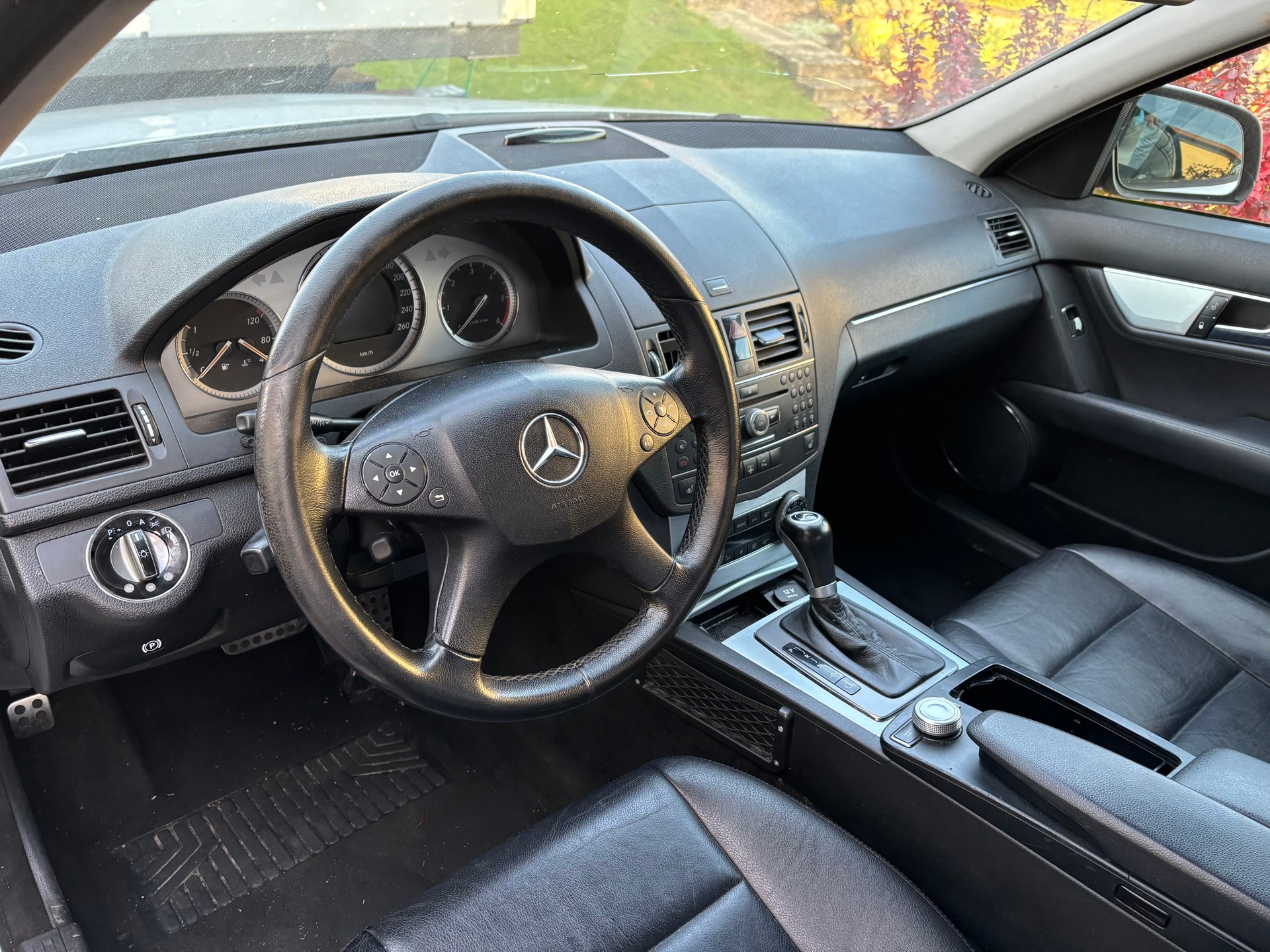 MERCEDES-BENZ C 350 CDI (320 CDI) Avantgarde 4Matic 7G-Tronic-image-1