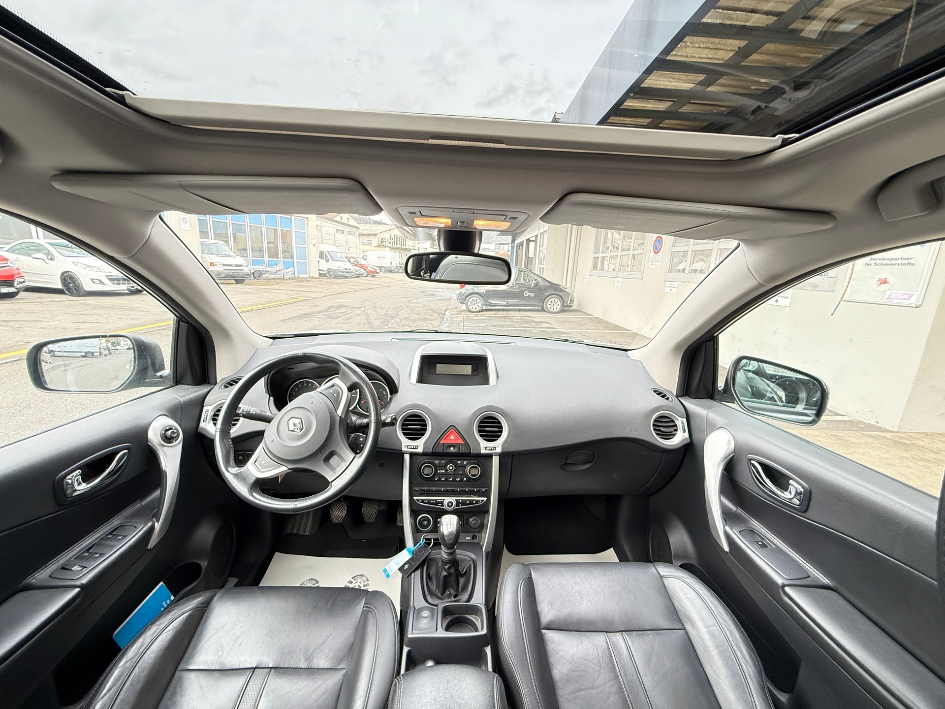 RENAULT Koleos 2.5 Dynamique Elégance 4x4-image-11