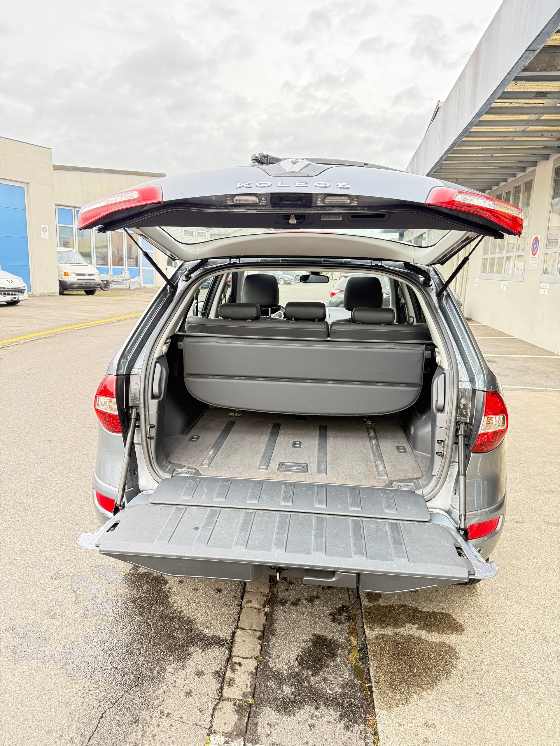 RENAULT Koleos 2.5 Dynamique Elégance 4x4-image-8