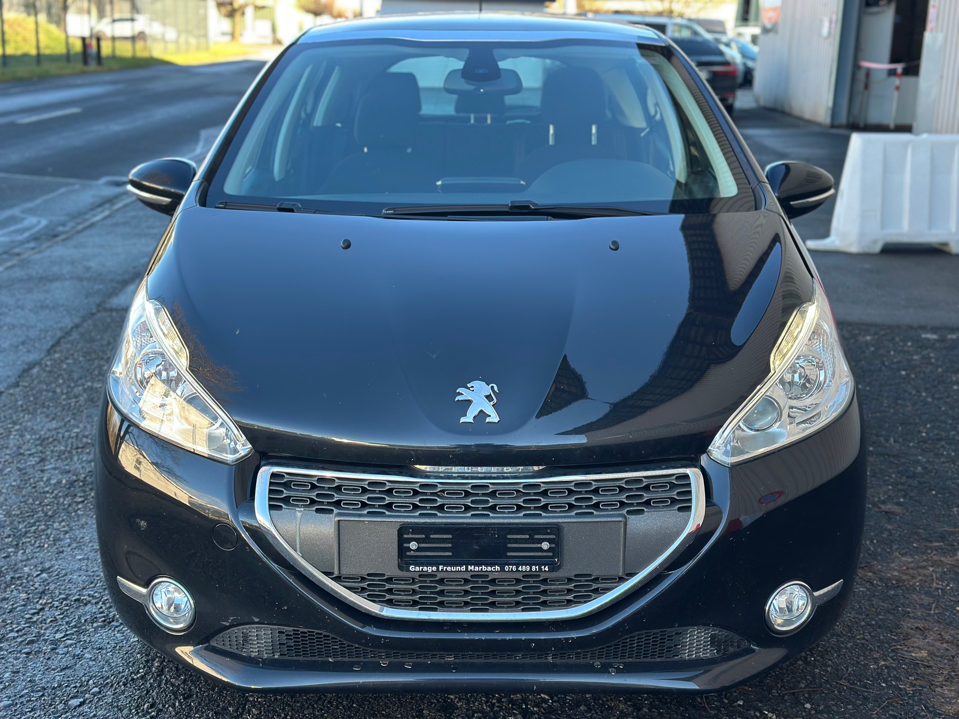 PEUGEOT 208 1.6 VTI Allure-image-0
